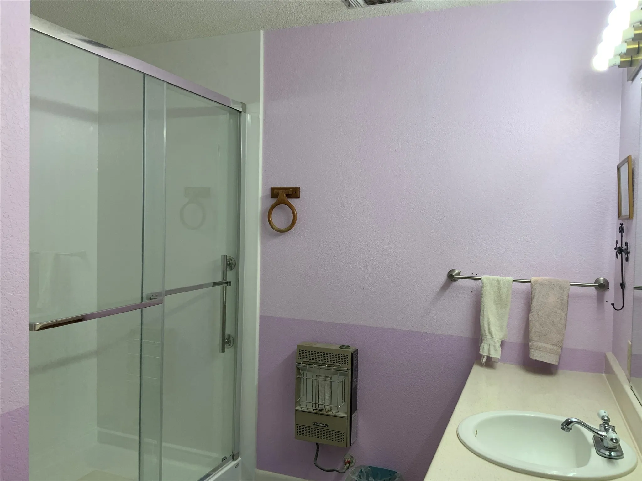 Single Family Residence For Sale in Comanche County , 600 County Road 107, Sidney, Texas 76474, 3 Bedrooms, 2 Bathrooms, Garage spaces, 2,145 Sqft, built in 1994, Price $486,025, mls#21343502, Real Estate Agent in Sidney, Homes For Sale in Comanche county, Homes For Sale in Sidney, Realtor in Sidney Texas, Real Estate Brokerage Independent Realty Texas, Luminita Cordes Realtor