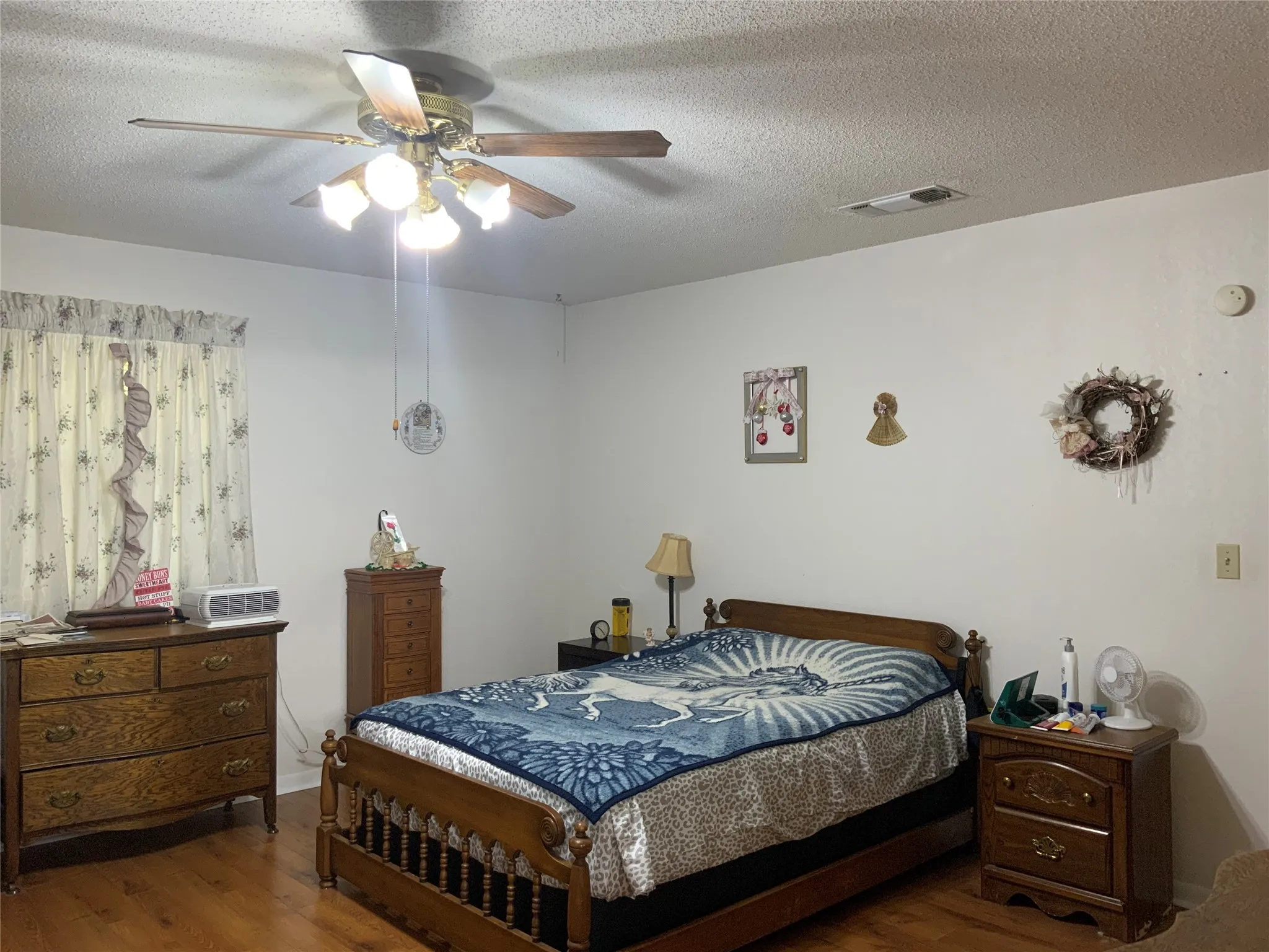 Single Family Residence For Sale in Comanche County , 600 County Road 107, Sidney, Texas 76474, 3 Bedrooms, 2 Bathrooms, Garage spaces, 2,145 Sqft, built in 1994, Price $486,025, mls#21343502, Real Estate Agent in Sidney, Homes For Sale in Comanche county, Homes For Sale in Sidney, Realtor in Sidney Texas, Real Estate Brokerage Independent Realty Texas, Luminita Cordes Realtor