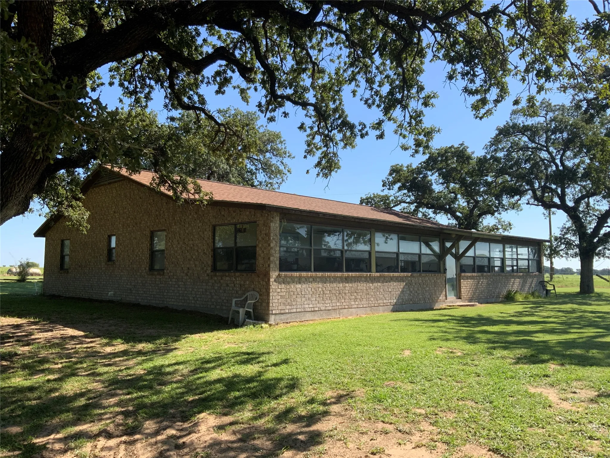 Single Family Residence For Sale in Comanche County , 600 County Road 107, Sidney, Texas 76474, 3 Bedrooms, 2 Bathrooms, Garage spaces, 2,145 Sqft, built in 1994, Price $486,025, mls#21343502, Real Estate Agent in Sidney, Homes For Sale in Comanche county, Homes For Sale in Sidney, Realtor in Sidney Texas, Real Estate Brokerage Independent Realty Texas, Luminita Cordes Realtor