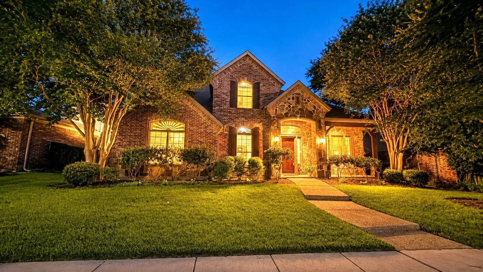 Single Family Residence For Sale in Collin County , 1019 Hot Springs Drive, Allen, Texas 75013, 4 Bedroom, 4 Bathroom, 3 Garage spaces, 3,947 Sqft, built in 2006, mls#21343431, Real Estate Agent in Allen, Homes For Sale in Collin county, Homes For Sale in Allen, Realtor in Allen Texas, Real Estate Brokerage Independent Realty Texas, Luminita Cordes Realtor