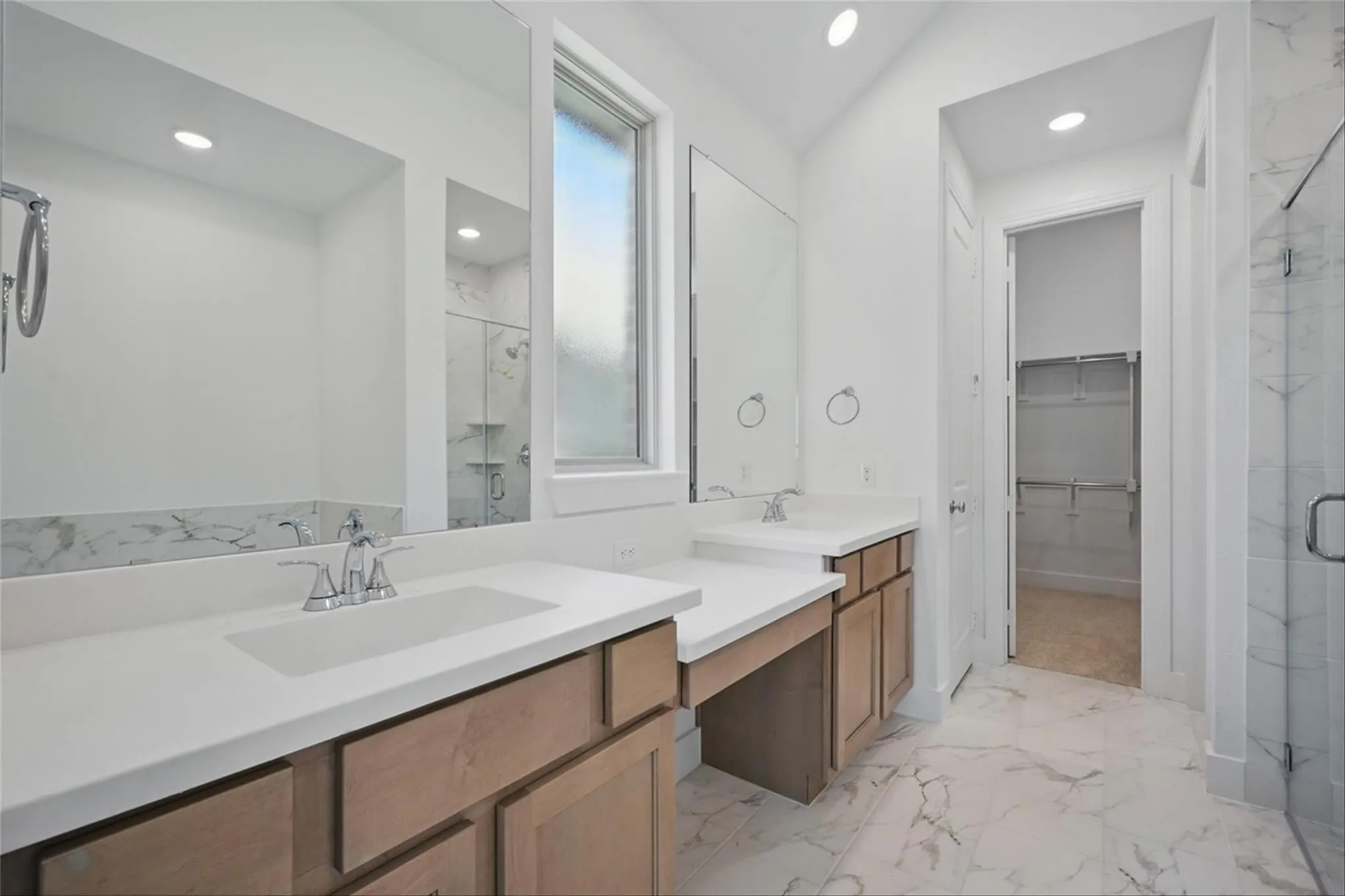 Single Family Residence For Rent in Grayson County , 5060 Westhaven Circle, Denison, Texas 75020, 3 Bedroom, 3 Bathroom, 2 Garage spaces, 1,968 Sqft, built in 2024, mls#21344096, Real Estate Agent in Denison, Homes For Rent in Grayson county, Homes For Rent in Denison, Realtor in Denison Texas, Real Estate Brokerage Independent Realty Texas, Luminita Cordes Realtor