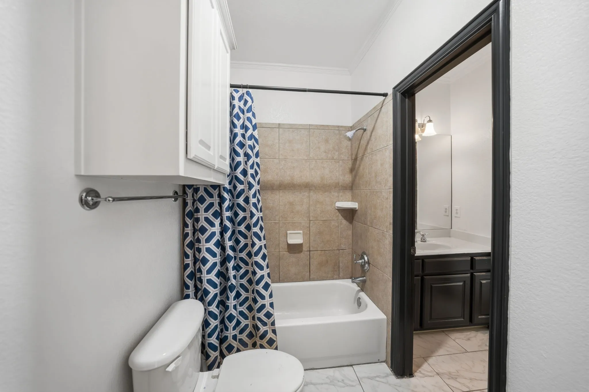 Single Family Residence For Sale in Denton County , 4605 Donegal Drive, Frisco, Texas 75034, 5 Bedroom, 5 Bathroom, 3 Garage spaces, 4,490 Sqft, built in 2002, mls#21339529, Real Estate Agent in Frisco, Homes For Sale in Denton county, Homes For Sale in Frisco, Realtor in Frisco Texas, Real Estate Brokerage Independent Realty Texas, Luminita Cordes Realtor