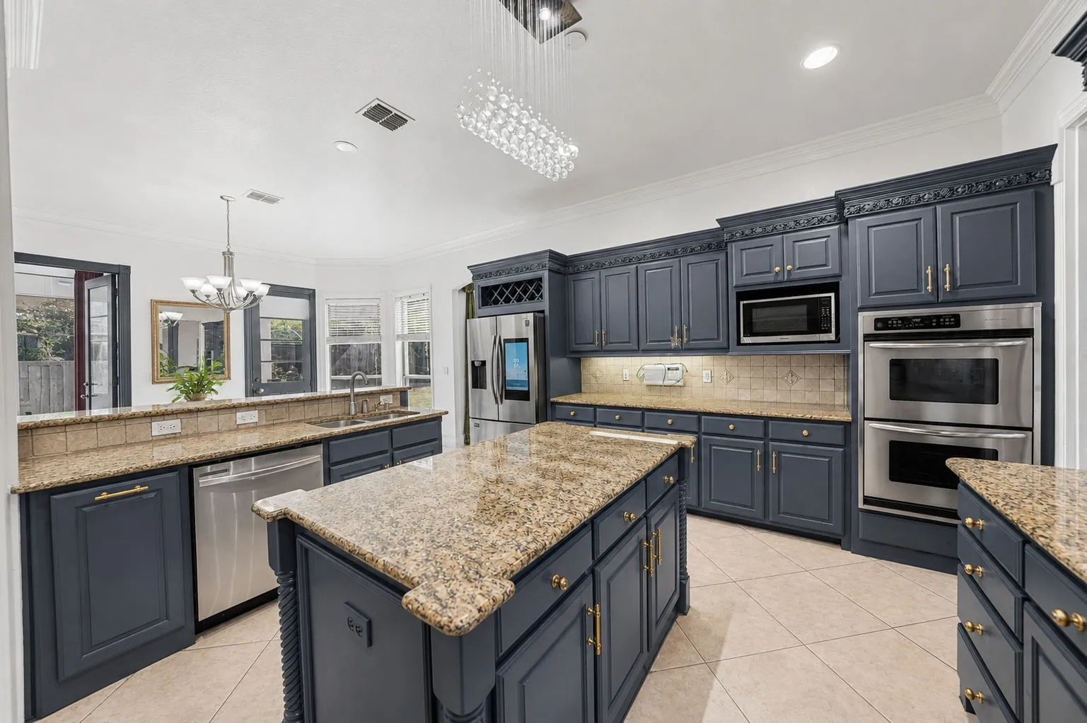 Single Family Residence For Sale in Denton County , 4605 Donegal Drive, Frisco, Texas 75034, 5 Bedroom, 5 Bathroom, 3 Garage spaces, 4,490 Sqft, built in 2002, mls#21339529, Real Estate Agent in Frisco, Homes For Sale in Denton county, Homes For Sale in Frisco, Realtor in Frisco Texas, Real Estate Brokerage Independent Realty Texas, Luminita Cordes Realtor
