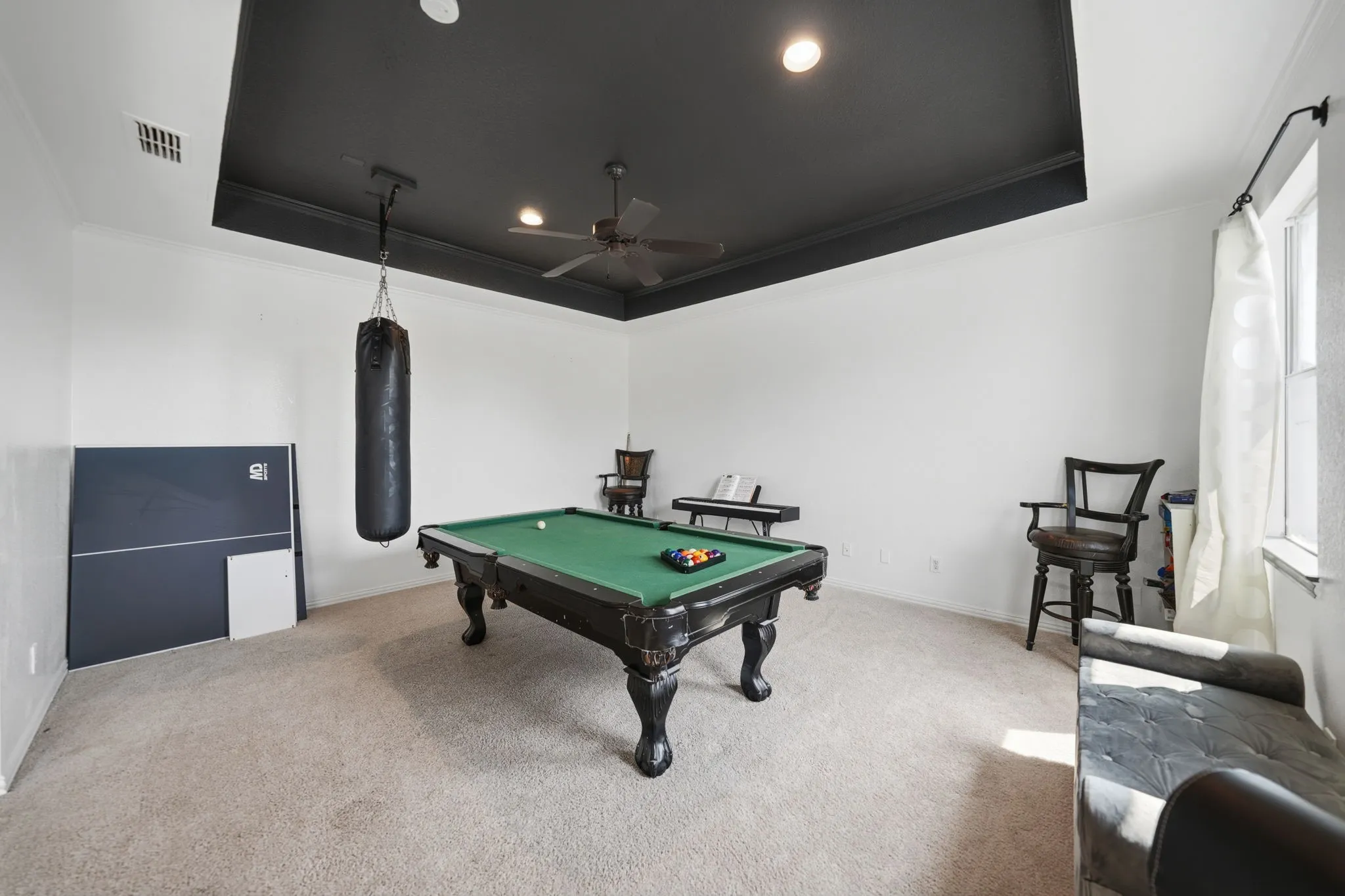 Single Family Residence For Sale in Denton County , 4605 Donegal Drive, Frisco, Texas 75034, 5 Bedroom, 5 Bathroom, 3 Garage spaces, 4,490 Sqft, built in 2002, mls#21339529, Real Estate Agent in Frisco, Homes For Sale in Denton county, Homes For Sale in Frisco, Realtor in Frisco Texas, Real Estate Brokerage Independent Realty Texas, Luminita Cordes Realtor