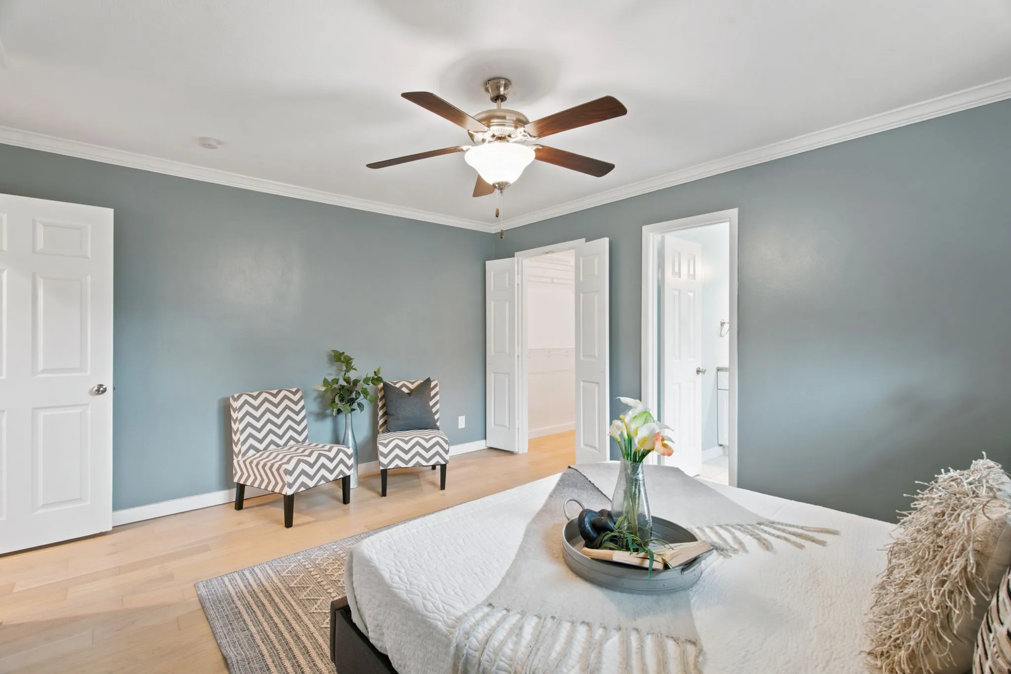 Single Family Residence For Sale in Dallas County , 1210 Weathered Street, Irving, Texas 75062, 3 Bedroom, 2 Bathroom, 2 Garage spaces, 1,745 Sqft, built in 1964, mls#21337745, Real Estate Agent in Irving, Homes For Sale in Dallas county, Homes For Sale in Irving, Realtor in Irving Texas, Real Estate Brokerage Independent Realty Texas, Luminita Cordes Realtor