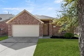 Single Family Residence For Sale in Kaufman County , 2030 Natchez Drive, Forney, Texas 75126, 4 Bedrooms, 2 Bathrooms, 2 Garage spaces, 1,712 Sqft, built in 2006, Price $265,050, mls#21344192, Real Estate Agent in Forney, Homes For Sale in Kaufman county, Homes For Sale in Forney, Realtor in Forney Texas, Real Estate Brokerage Independent Realty Texas, Luminita Cordes Realtor