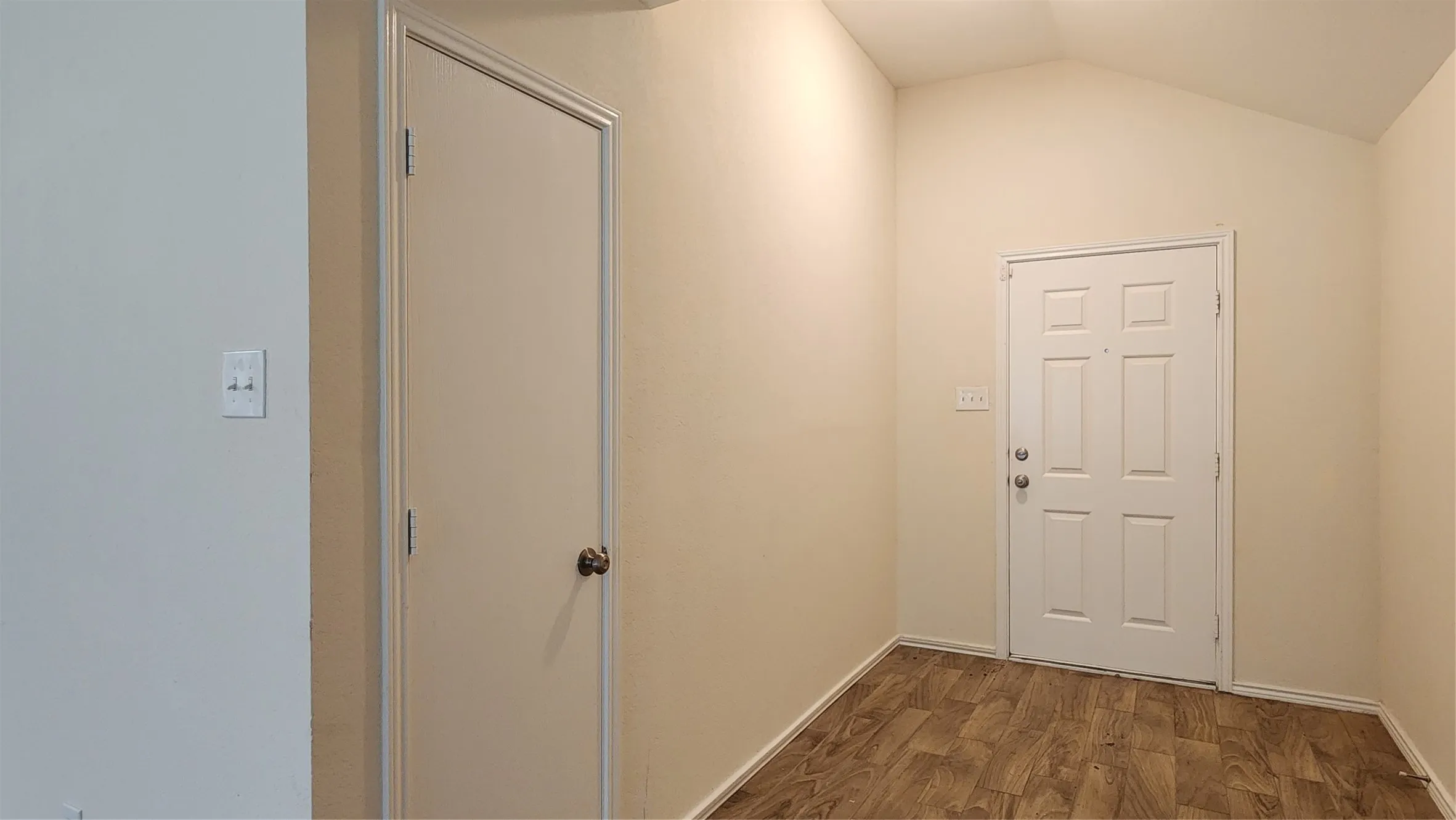 Single Family Residence For Rent in Collin County , 2304 Hayes Street, Mc Kinney, Texas 75071, 4 Bedroom, 2 Bathroom, 2 Garage spaces, 1,787 Sqft, built in 2004, mls#21344198, Real Estate Agent in Mc Kinney, Homes For Rent in Collin county, Homes For Rent in Mc Kinney, Realtor in Mc Kinney Texas, Real Estate Brokerage Independent Realty Texas, Luminita Cordes Realtor