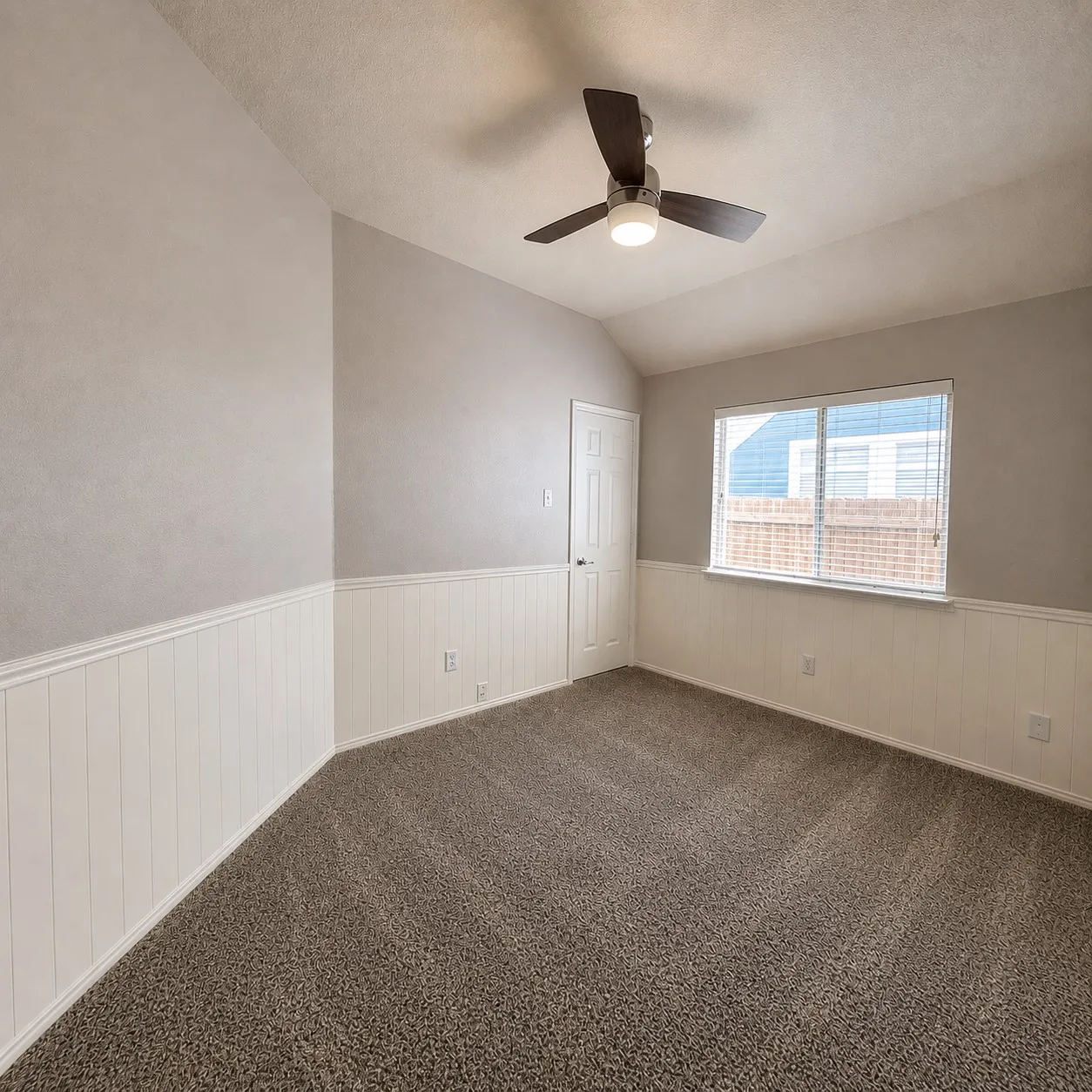 Single Family Residence For Rent in Collin County , 9809 Hedge Bell Drive, Mc Kinney, Texas 75072, 3 Bedroom, 2 Bathroom, 2 Garage spaces, 1,837 Sqft, built in 2005, mls#21344059, Real Estate Agent in Mc Kinney, Homes For Rent in Collin county, Homes For Rent in Mc Kinney, Realtor in Mc Kinney Texas, Real Estate Brokerage Independent Realty Texas, Luminita Cordes Realtor