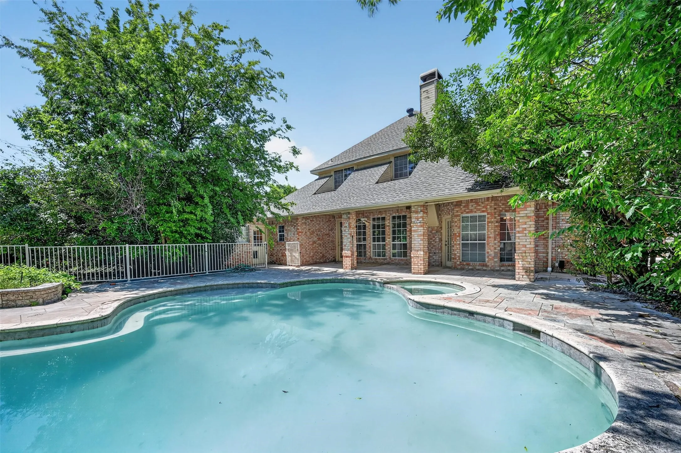 Single Family Residence For Sale in Collin County , 6710 Windrock Road, Dallas, Texas 75252, 5 Bedroom, 4 Bathroom, 3 Garage spaces, 3,120 Sqft, built in 1993, mls#21343111, Real Estate Agent in Dallas, Homes For Sale in Collin county, Homes For Sale in Dallas, Realtor in Dallas Texas, Real Estate Brokerage Independent Realty Texas, Luminita Cordes Realtor