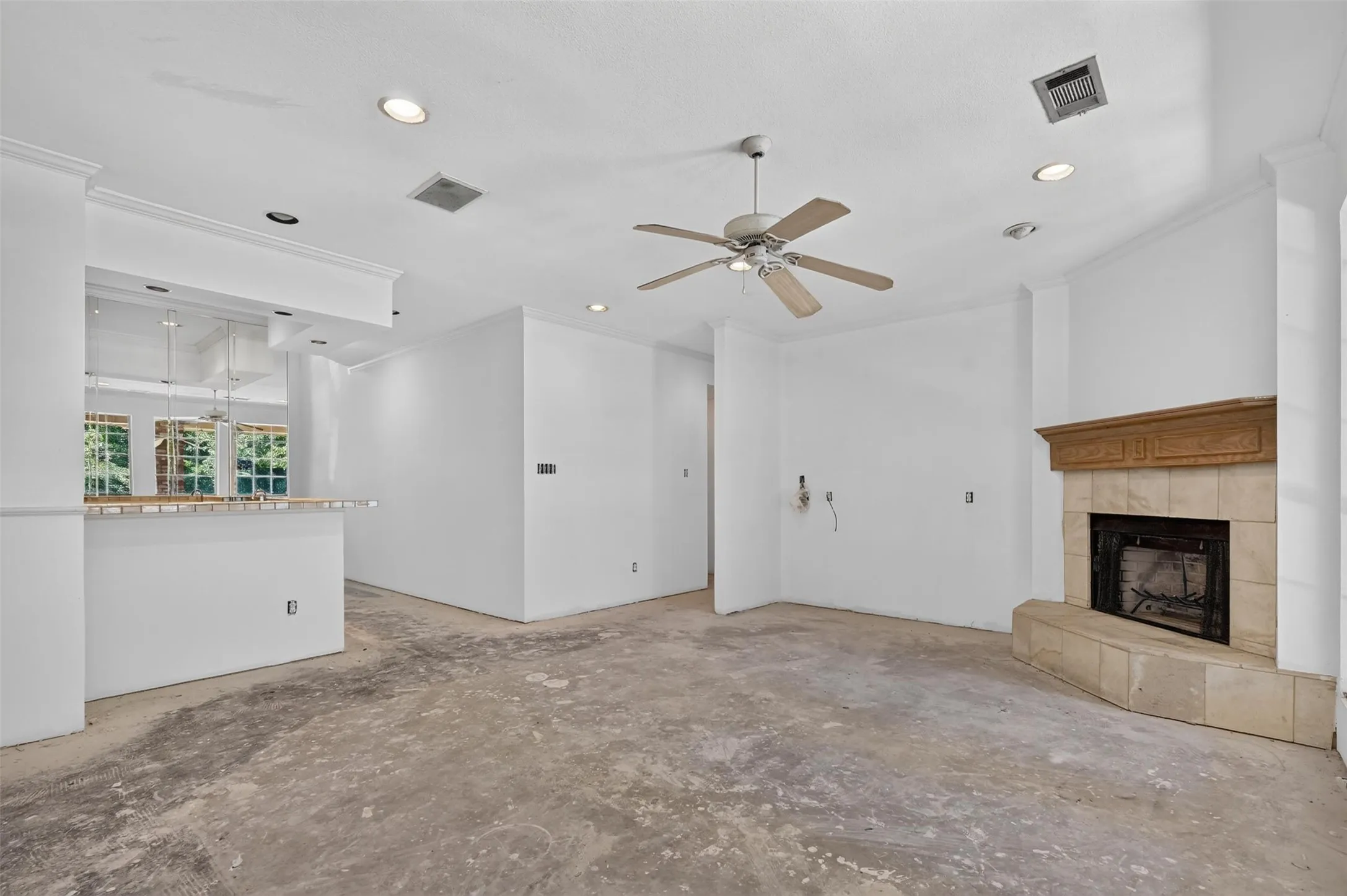 Single Family Residence For Sale in Collin County , 6710 Windrock Road, Dallas, Texas 75252, 5 Bedroom, 4 Bathroom, 3 Garage spaces, 3,120 Sqft, built in 1993, mls#21343111, Real Estate Agent in Dallas, Homes For Sale in Collin county, Homes For Sale in Dallas, Realtor in Dallas Texas, Real Estate Brokerage Independent Realty Texas, Luminita Cordes Realtor