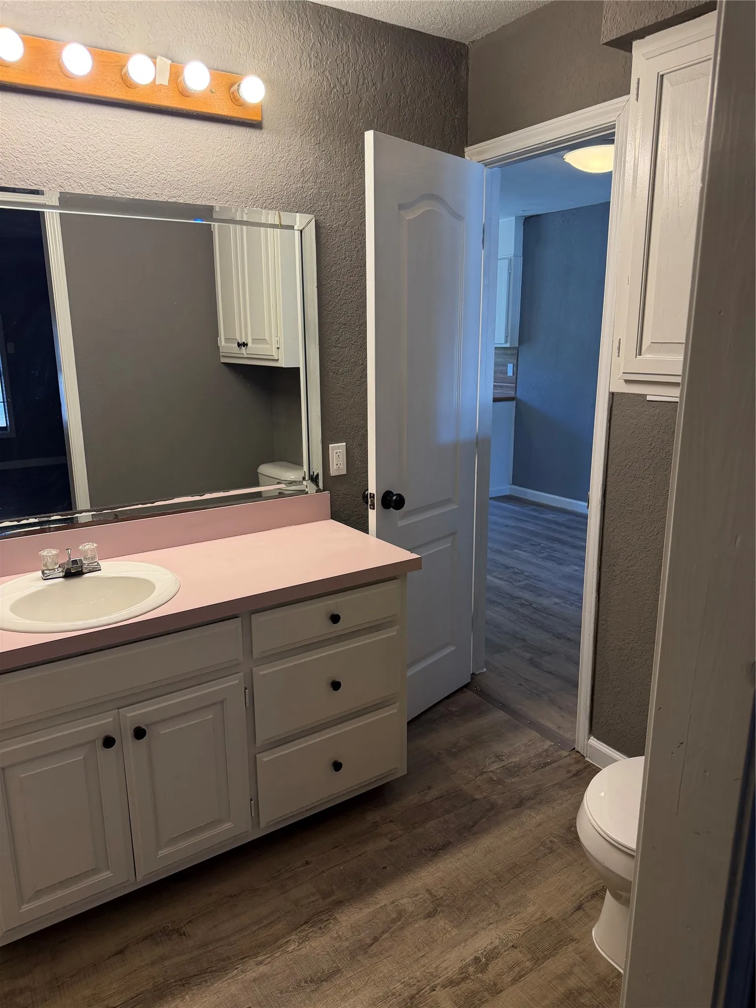 Single Family Residence For Sale in Palo Pinto County , 2111 SE 19th Street, Mineral Wells, Texas 76067, 3 Bedrooms, 2 Bathrooms, Garage spaces, 1,116 Sqft, built in 1951, Price $189,900, mls#21344151, Real Estate Agent in Mineral Wells, Homes For Sale in Palo Pinto county, Homes For Sale in Mineral Wells, Realtor in Mineral Wells Texas, Real Estate Brokerage Independent Realty Texas, Luminita Cordes Realtor