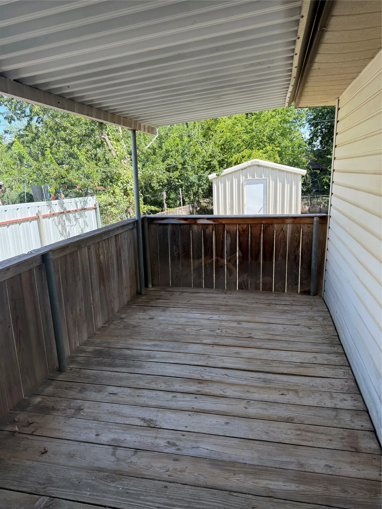 Single Family Residence For Sale in Palo Pinto County , 2111 SE 19th Street, Mineral Wells, Texas 76067, 3 Bedrooms, 2 Bathrooms, Garage spaces, 1,116 Sqft, built in 1951, Price $189,900, mls#21344151, Real Estate Agent in Mineral Wells, Homes For Sale in Palo Pinto county, Homes For Sale in Mineral Wells, Realtor in Mineral Wells Texas, Real Estate Brokerage Independent Realty Texas, Luminita Cordes Realtor