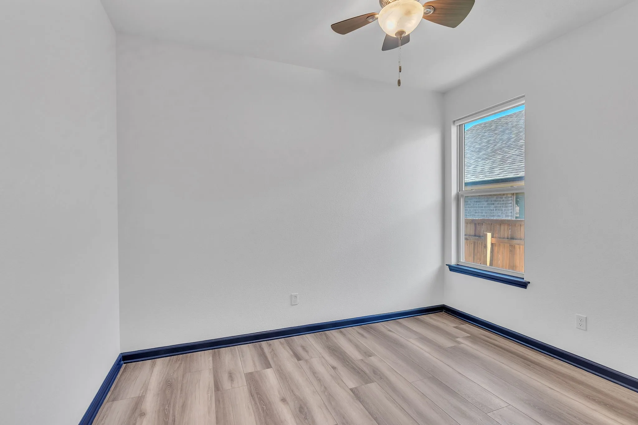 Single Family Residence For Sale in Parker County , 1308 Liberty Street, Weatherford, Texas 76086, 3 Bedroom, 2 Bathroom, 2 Garage spaces, 1,424 Sqft, built in 2020, mls#21343550, Real Estate Agent in Weatherford, Homes For Sale in Parker county, Homes For Sale in Weatherford, Realtor in Weatherford Texas, Real Estate Brokerage Independent Realty Texas, Luminita Cordes Realtor