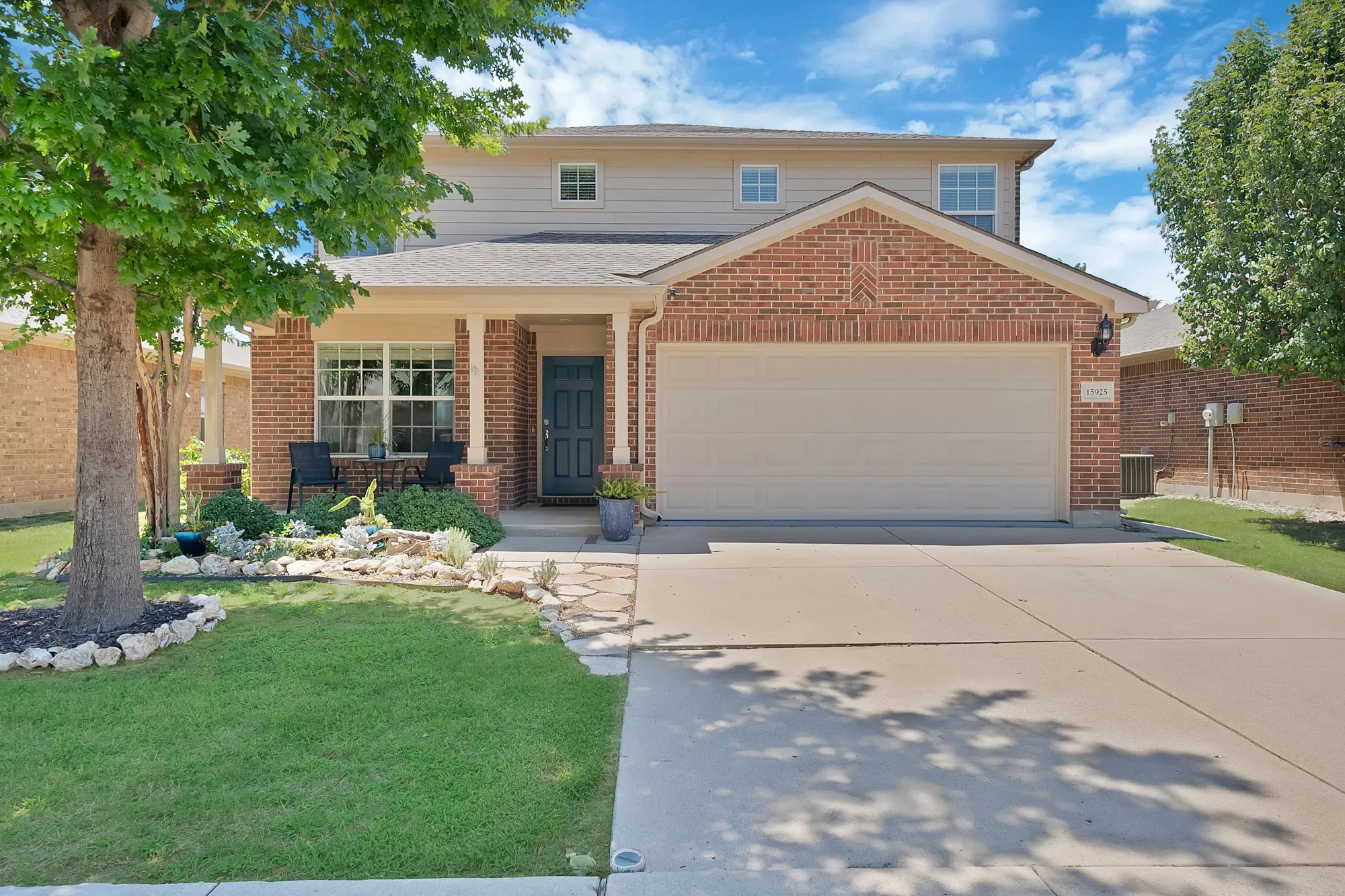 Single Family Residence For Sale in Denton County , 15925 Blaketree Drive, Fort Worth, Texas 76177, 4 Bedroom, 3 Bathroom, 2 Garage spaces, 2,349 Sqft, built in 2010, mls#21343958, Real Estate Agent in Fort Worth, Homes For Sale in Denton county, Homes For Sale in Fort Worth, Realtor in Fort Worth Texas, Real Estate Brokerage Independent Realty Texas, Luminita Cordes Realtor