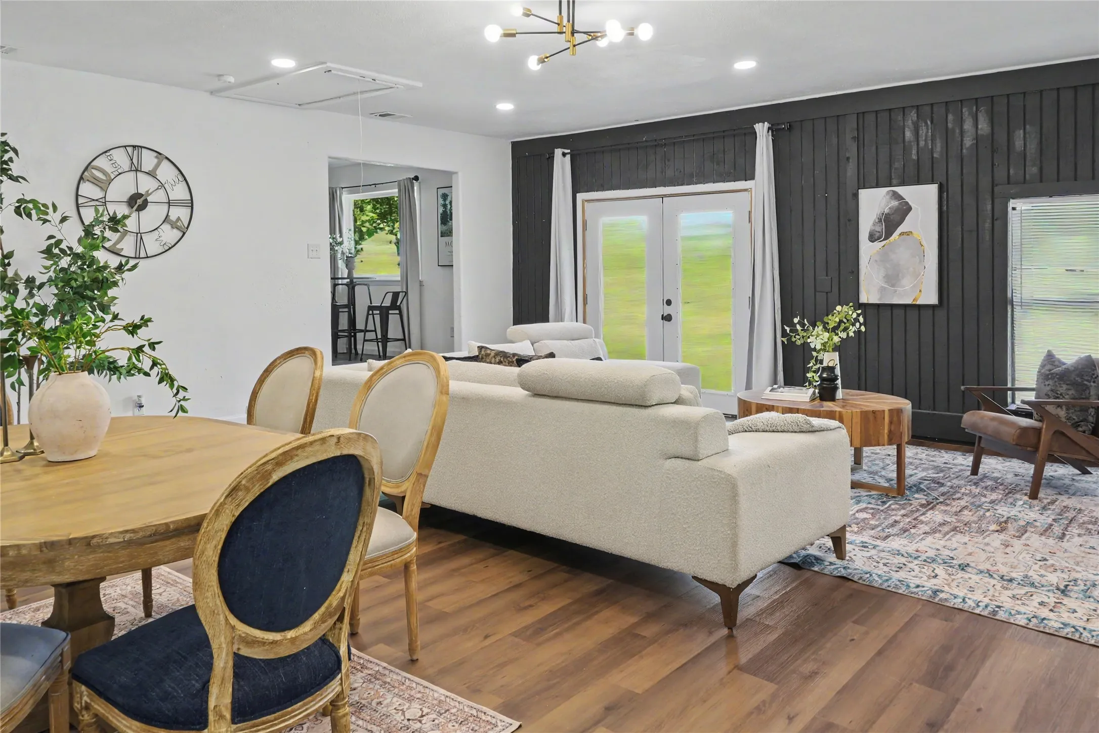 Single Family Residence For Sale in Collin County , 7835 County Road 436, Princeton, Texas 75407, 4 Bedroom, 2 Bathroom, Garage spaces, 2,156 Sqft, built in 1965, mls#21344203, Real Estate Agent in Princeton, Homes For Sale in Collin county, Homes For Sale in Princeton, Realtor in Princeton Texas, Real Estate Brokerage Independent Realty Texas, Luminita Cordes Realtor