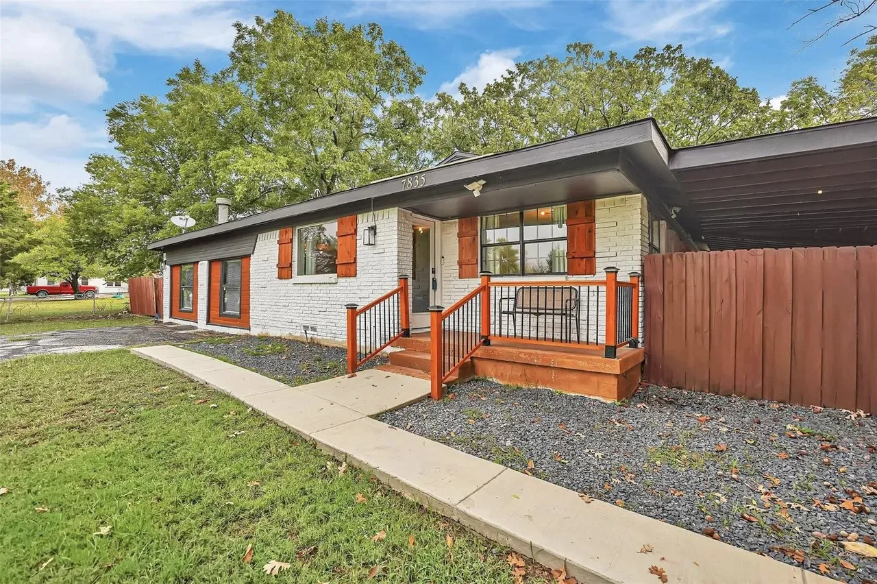 Single Family Residence For Sale in Collin County , 7835 County Road 436, Princeton, Texas 75407, 4 Bedroom, 2 Bathroom, Garage spaces, 2,156 Sqft, built in 1965, mls#21344203, Real Estate Agent in Princeton, Homes For Sale in Collin county, Homes For Sale in Princeton, Realtor in Princeton Texas, Real Estate Brokerage Independent Realty Texas, Luminita Cordes Realtor