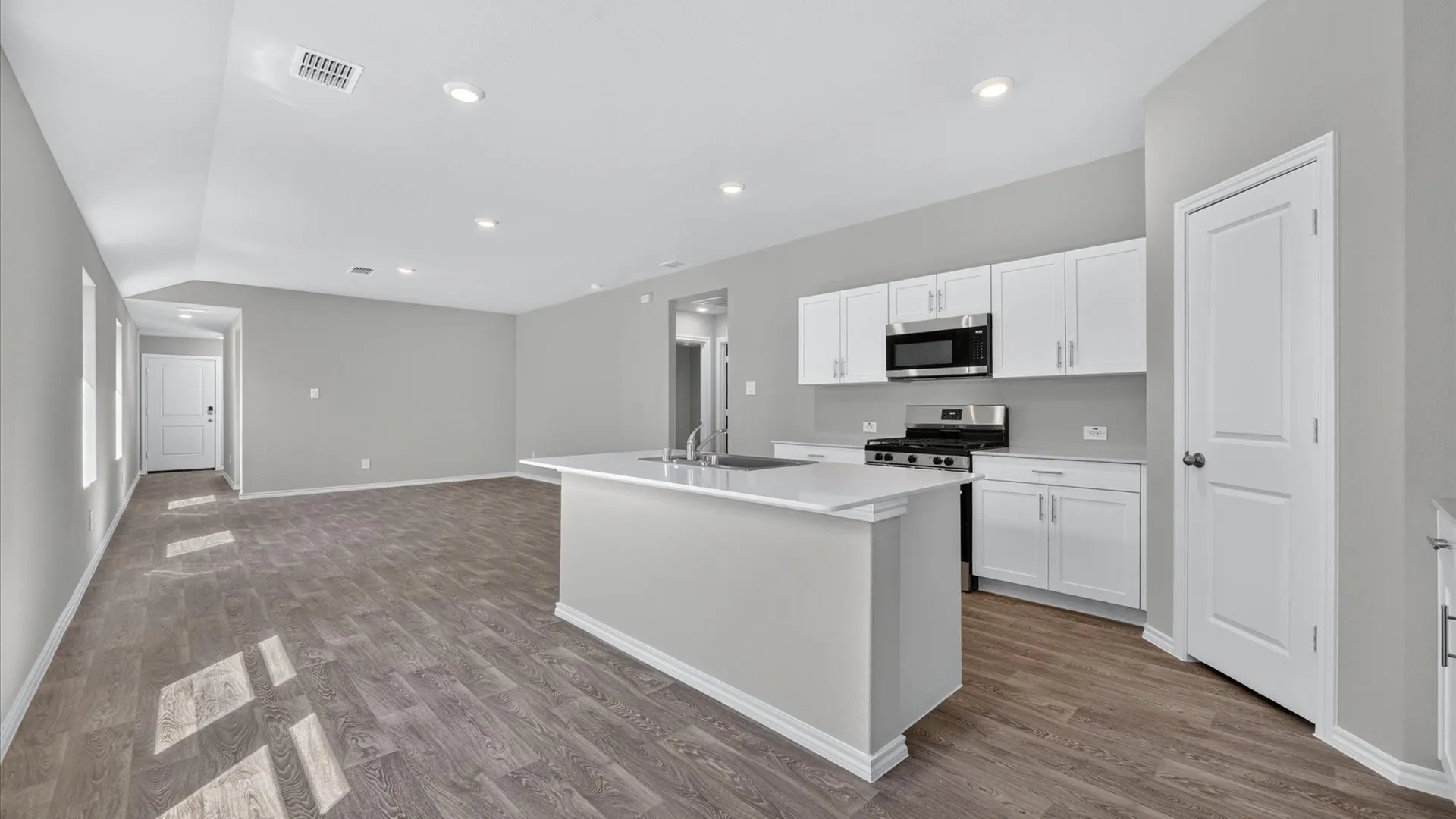 Single Family Residence For Sale in Wise County , 146 DAVIS Lane, Newark, Texas 76071, 4 Bedroom, 3 Bathroom, 2 Garage spaces, 1,566 Sqft, built in 2026, mls#21342941, Real Estate Agent in Newark, Homes For Sale in Wise county, Homes For Sale in Newark, Realtor in Newark Texas, Real Estate Brokerage Independent Realty Texas, Luminita Cordes Realtor