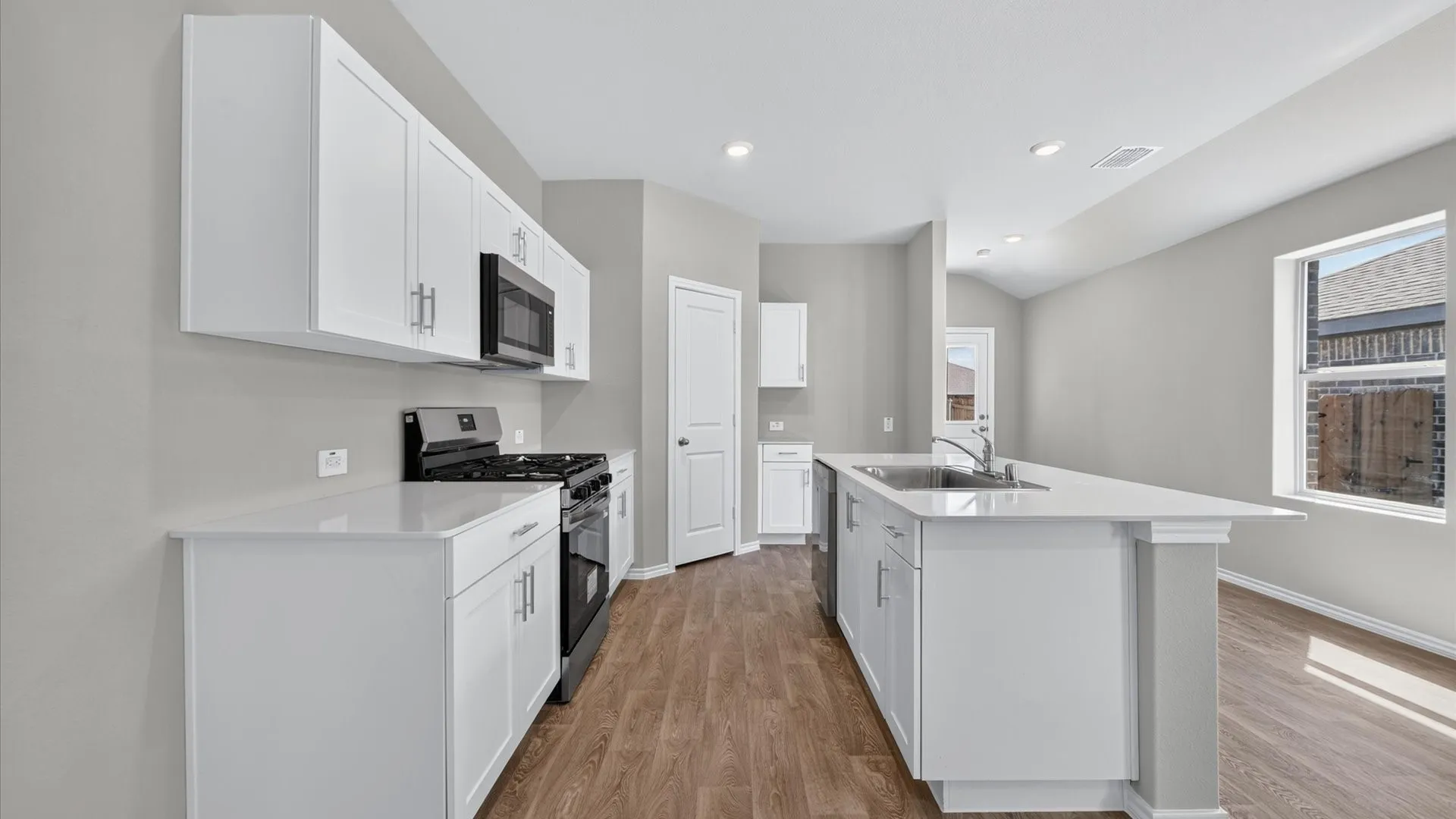 Single Family Residence For Sale in Wise County , 146 DAVIS Lane, Newark, Texas 76071, 4 Bedroom, 3 Bathroom, 2 Garage spaces, 1,566 Sqft, built in 2026, mls#21342941, Real Estate Agent in Newark, Homes For Sale in Wise county, Homes For Sale in Newark, Realtor in Newark Texas, Real Estate Brokerage Independent Realty Texas, Luminita Cordes Realtor