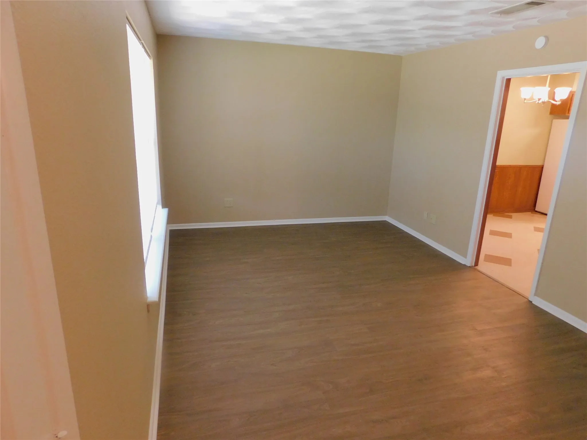 Single Family Residence For Rent in Dallas County , 2445 Eastbrook Drive, Mesquite, Texas 75150, 3 Bedroom, 2 Bathroom, 2 Garage spaces, 1,458 Sqft, built in 1967, mls#21344145, Real Estate Agent in Mesquite, Homes For Rent in Dallas county, Homes For Rent in Mesquite, Realtor in Mesquite Texas, Real Estate Brokerage Independent Realty Texas, Luminita Cordes Realtor