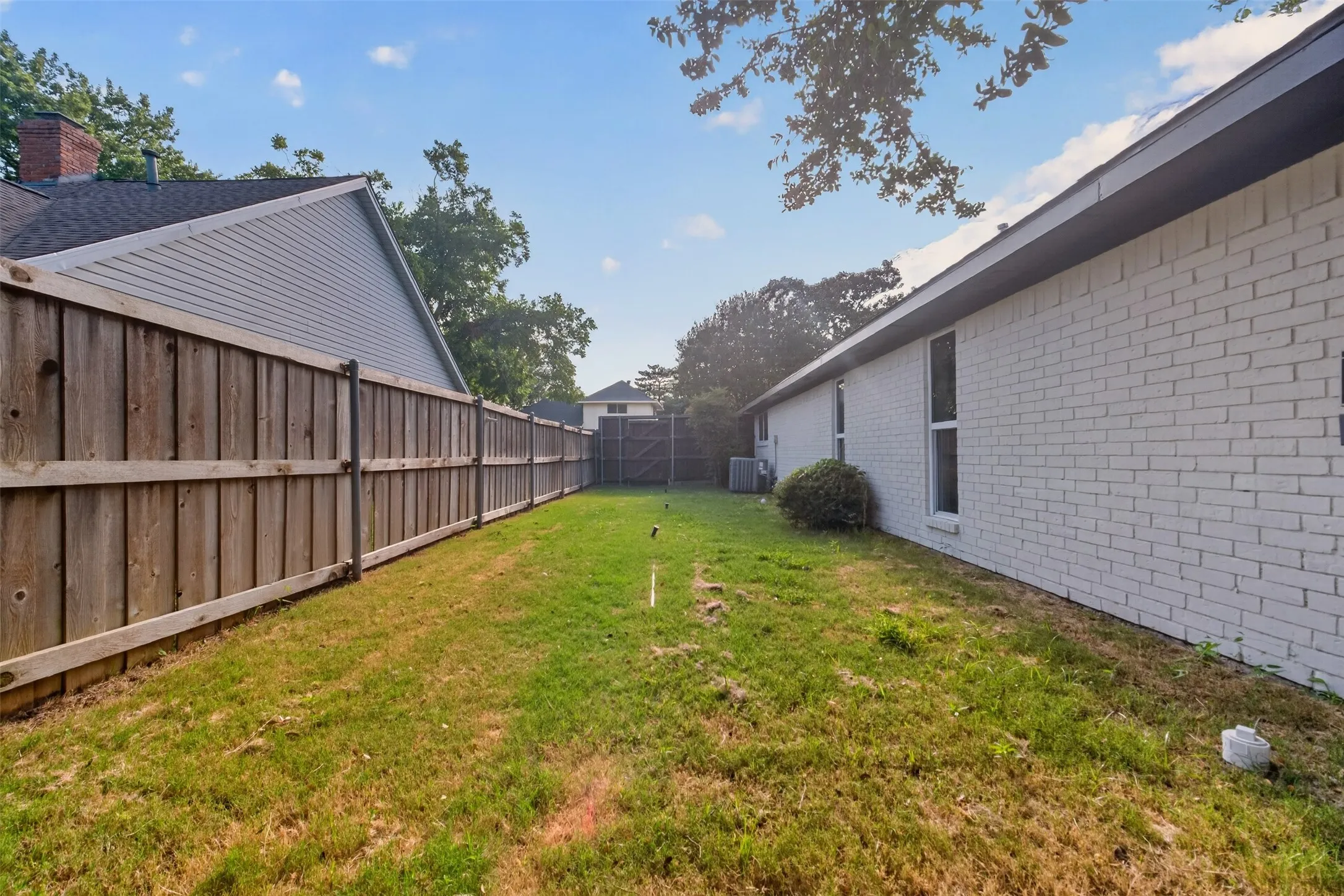 Single Family Residence For Sale in Collin County , 3904 Covinton Lane, Plano, Texas 75023, 4 Bedroom, 3 Bathroom, 2 Garage spaces, 2,596 Sqft, built in 1978, mls#21344234, Real Estate Agent in Plano, Homes For Sale in Collin county, Homes For Sale in Plano, Realtor in Plano Texas, Real Estate Brokerage Independent Realty Texas, Luminita Cordes Realtor