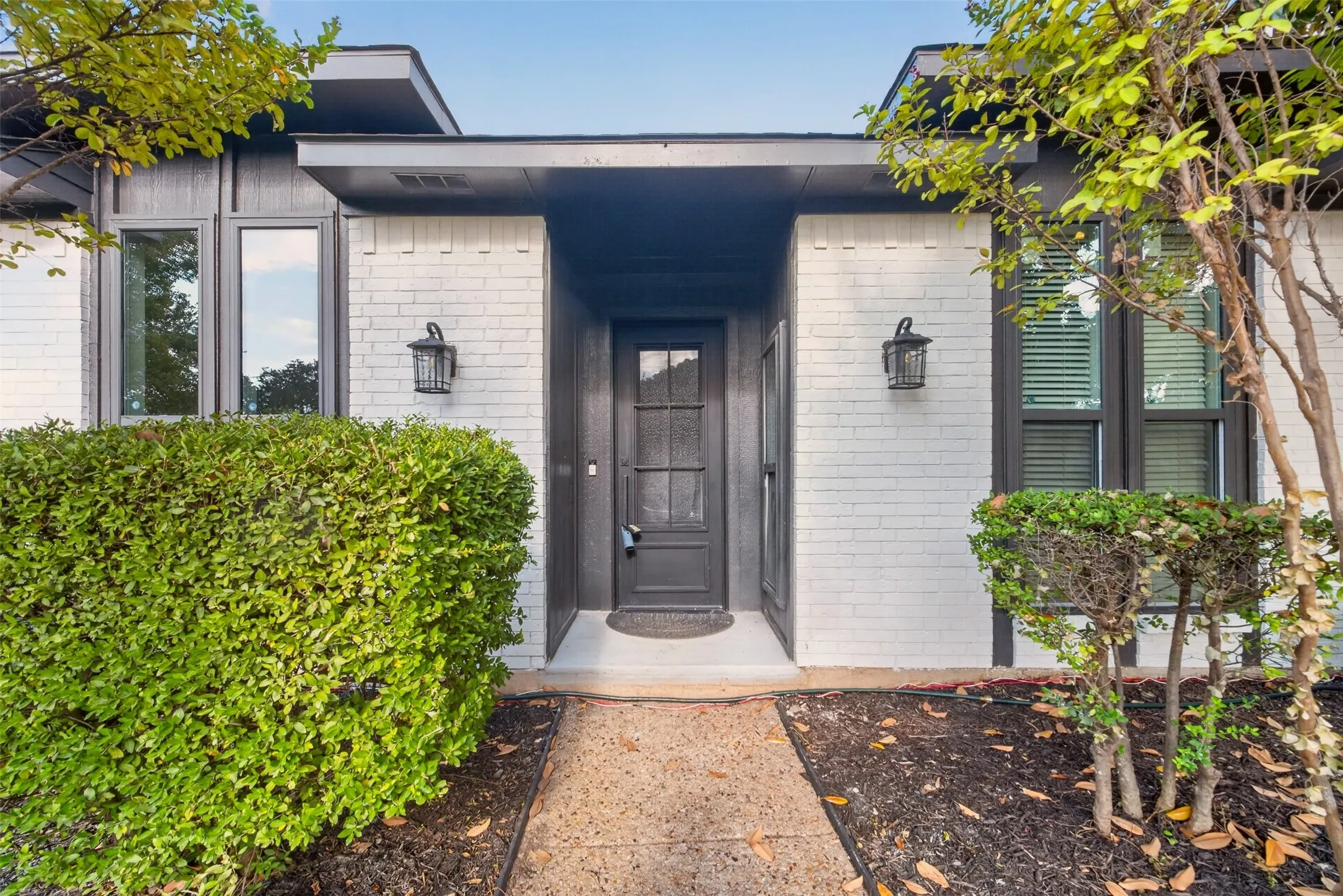 Single Family Residence For Sale in Collin County , 3904 Covinton Lane, Plano, Texas 75023, 4 Bedroom, 3 Bathroom, 2 Garage spaces, 2,596 Sqft, built in 1978, mls#21344234, Real Estate Agent in Plano, Homes For Sale in Collin county, Homes For Sale in Plano, Realtor in Plano Texas, Real Estate Brokerage Independent Realty Texas, Luminita Cordes Realtor