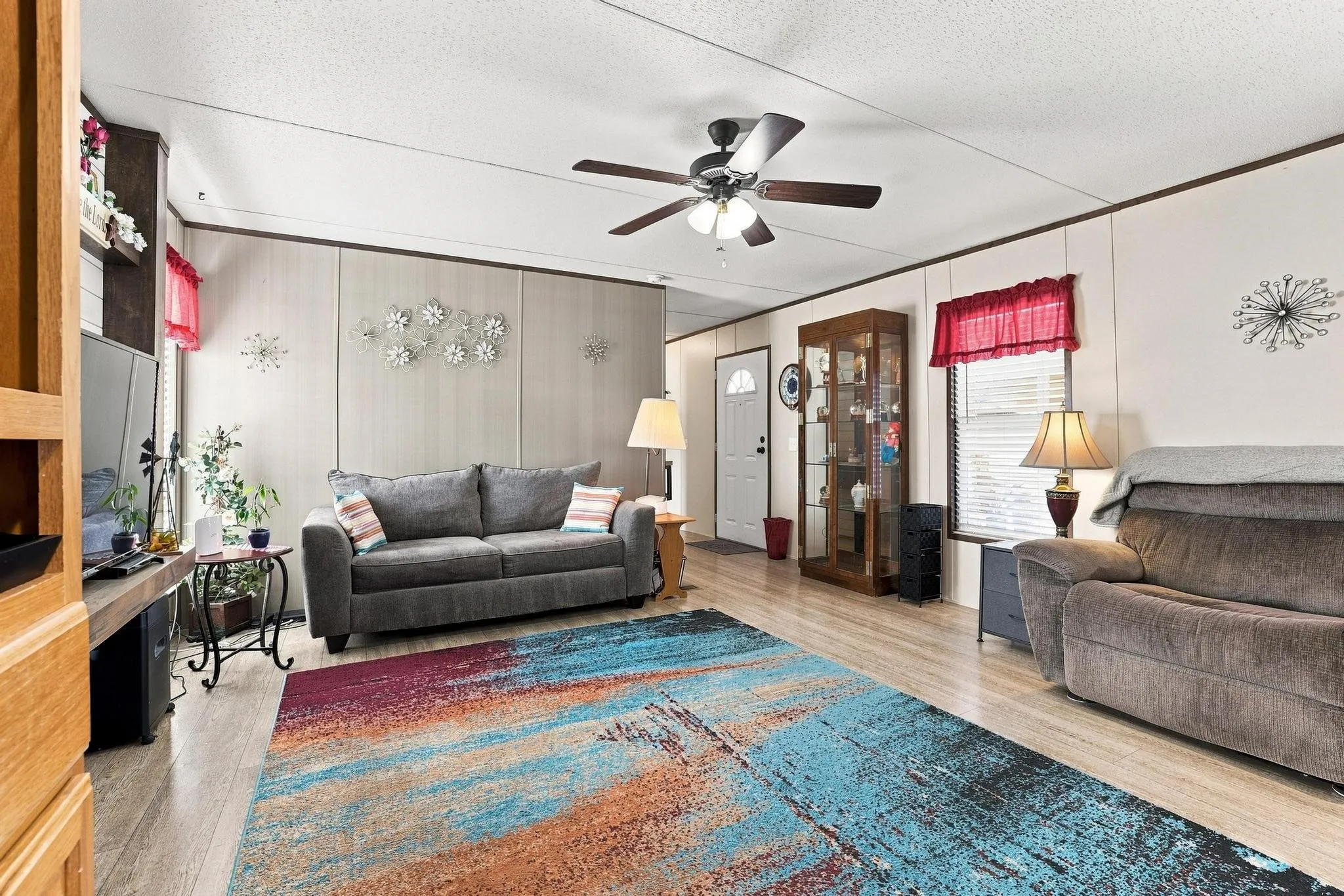 Manufactured Home For Sale in Grayson County , 128 Valerie Lane, Sherman, Texas 75092, 3 Bedroom, 2 Bathroom, Garage spaces, 1,216 Sqft, built in 2018, mls#21343112, Real Estate Agent in Sherman, Homes For Sale in Grayson county, Homes For Sale in Sherman, Realtor in Sherman Texas, Real Estate Brokerage Independent Realty Texas, Luminita Cordes Realtor