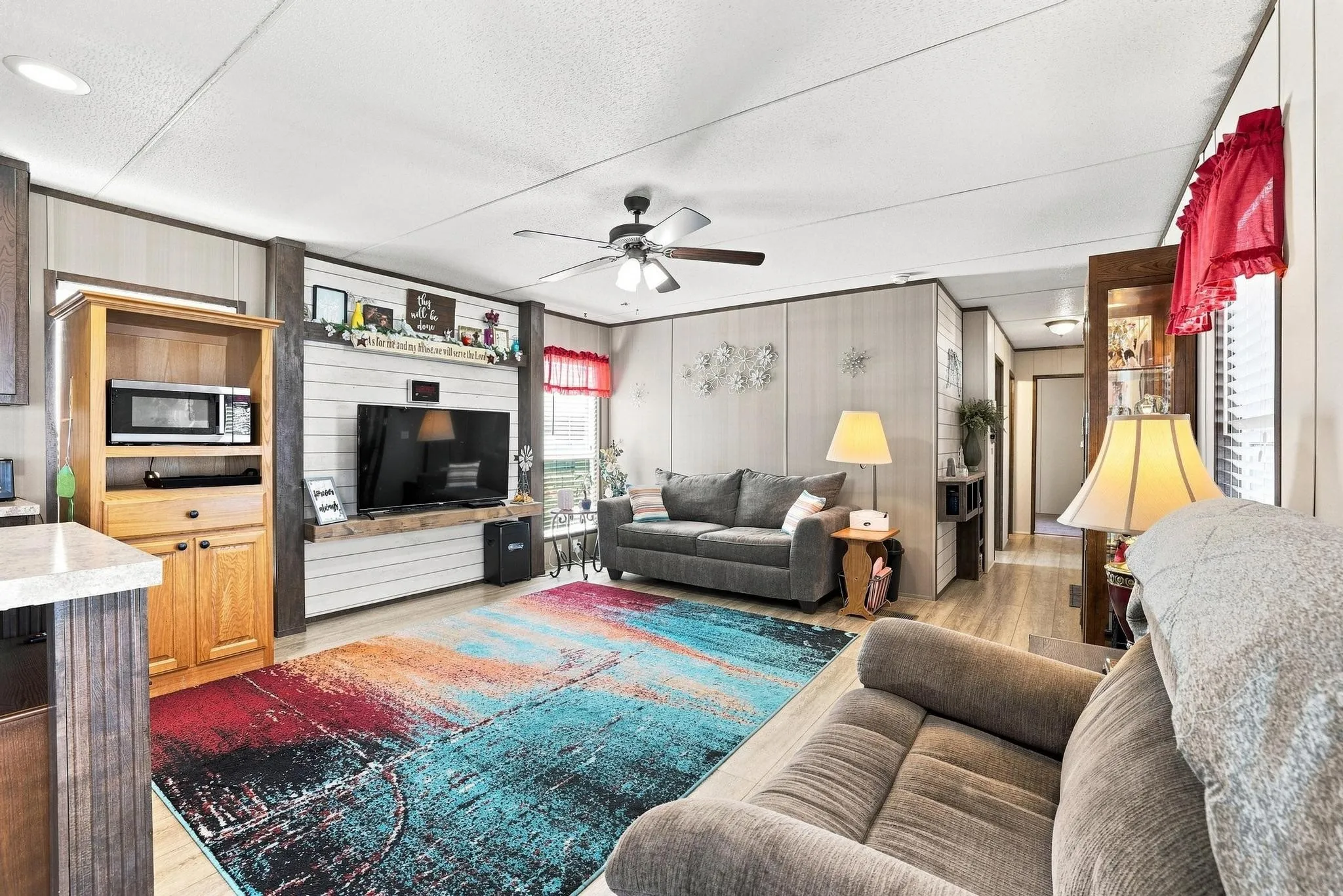 Manufactured Home For Sale in Grayson County , 128 Valerie Lane, Sherman, Texas 75092, 3 Bedroom, 2 Bathroom, Garage spaces, 1,216 Sqft, built in 2018, mls#21343112, Real Estate Agent in Sherman, Homes For Sale in Grayson county, Homes For Sale in Sherman, Realtor in Sherman Texas, Real Estate Brokerage Independent Realty Texas, Luminita Cordes Realtor