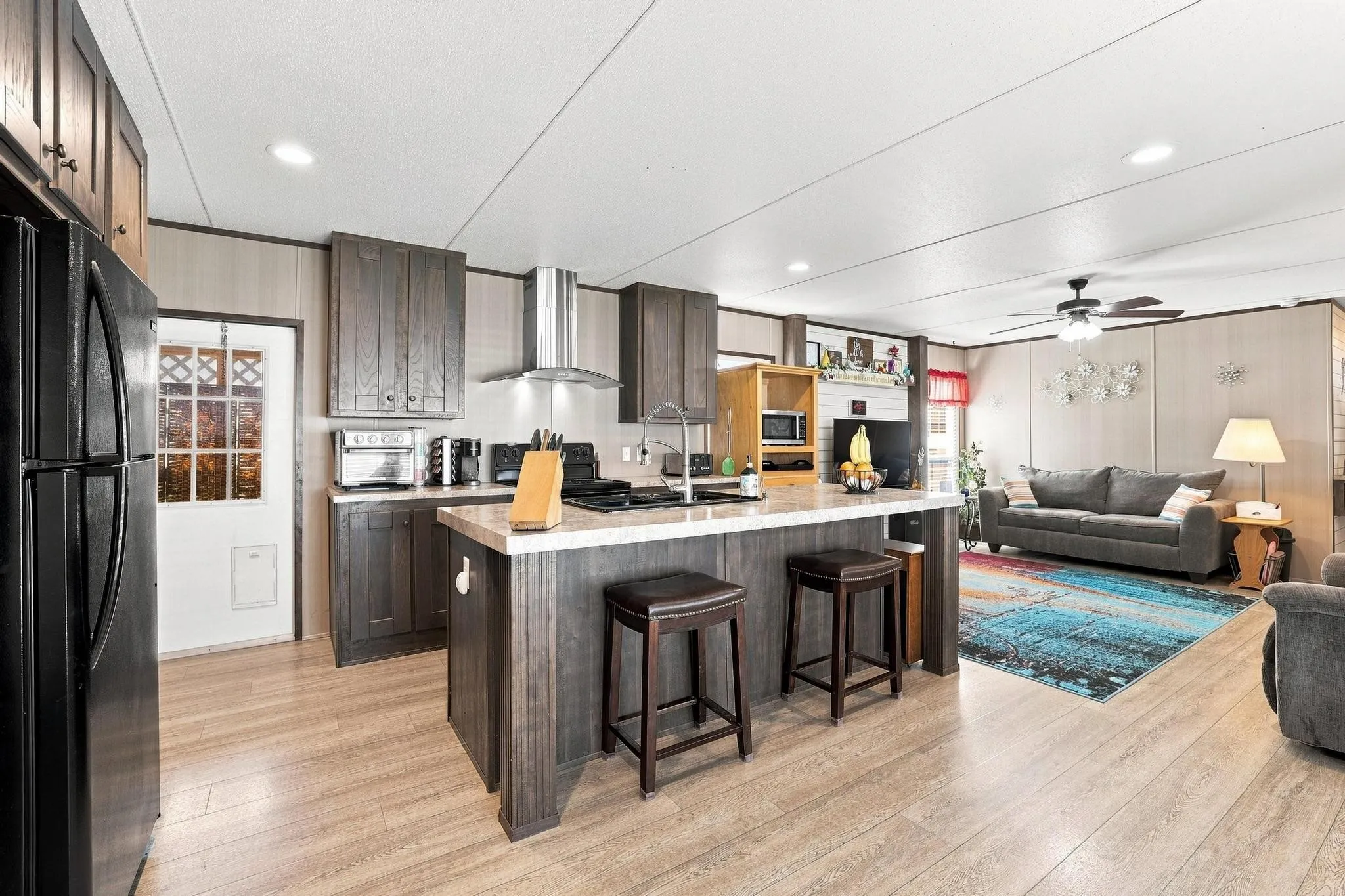 Manufactured Home For Sale in Grayson County , 128 Valerie Lane, Sherman, Texas 75092, 3 Bedroom, 2 Bathroom, Garage spaces, 1,216 Sqft, built in 2018, mls#21343112, Real Estate Agent in Sherman, Homes For Sale in Grayson county, Homes For Sale in Sherman, Realtor in Sherman Texas, Real Estate Brokerage Independent Realty Texas, Luminita Cordes Realtor