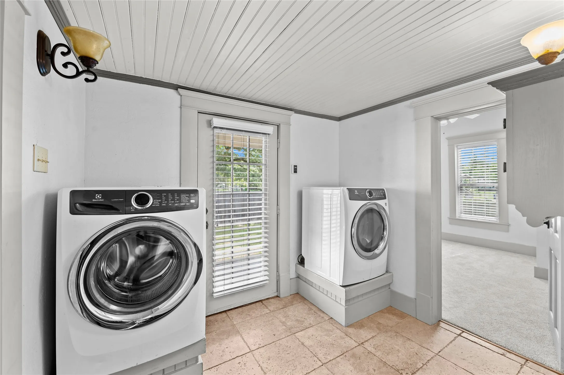 Single Family Residence For Sale in Wood County , 269 E Holley Street, Alba, Texas 75410, 3 Bedroom, 2 Bathroom, Garage spaces, 1,740 Sqft, built in 0, mls#21338843, Real Estate Agent in Alba, Homes For Sale in Wood county, Homes For Sale in Alba, Realtor in Alba Texas, Real Estate Brokerage Independent Realty Texas, Luminita Cordes Realtor