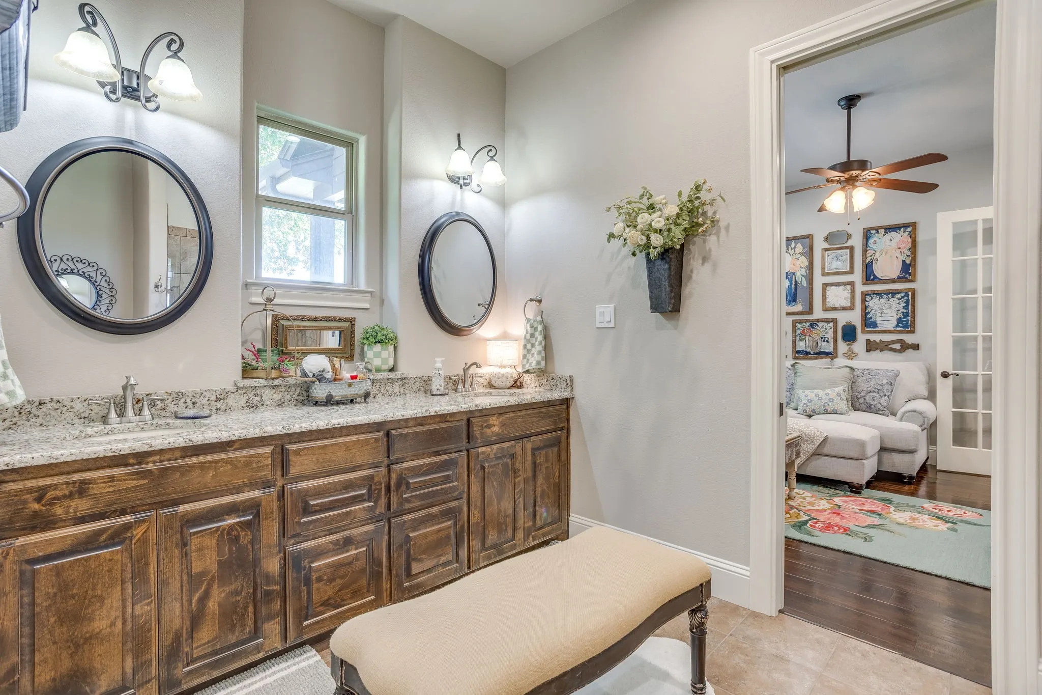Single Family Residence For Sale in Johnson County , 1308 County Road 705, Joshua, Texas 76058, 2 Bedroom, 3 Bathroom, 2 Garage spaces, 2,539 Sqft, built in 2017, mls#21344239, Real Estate Agent in Joshua, Homes For Sale in Johnson county, Homes For Sale in Joshua, Realtor in Joshua Texas, Real Estate Brokerage Independent Realty Texas, Luminita Cordes Realtor