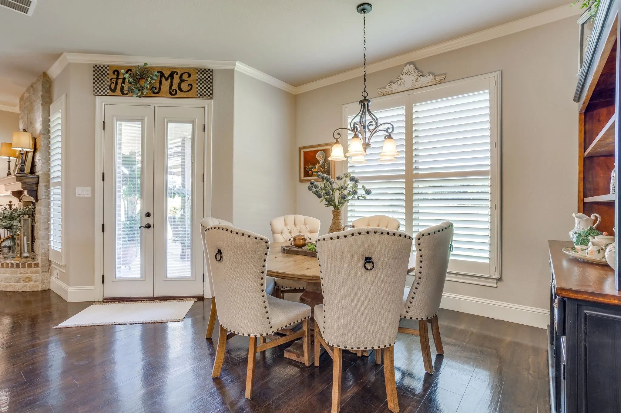 Single Family Residence For Sale in Johnson County , 1308 County Road 705, Joshua, Texas 76058, 2 Bedroom, 3 Bathroom, 2 Garage spaces, 2,539 Sqft, built in 2017, mls#21344239, Real Estate Agent in Joshua, Homes For Sale in Johnson county, Homes For Sale in Joshua, Realtor in Joshua Texas, Real Estate Brokerage Independent Realty Texas, Luminita Cordes Realtor