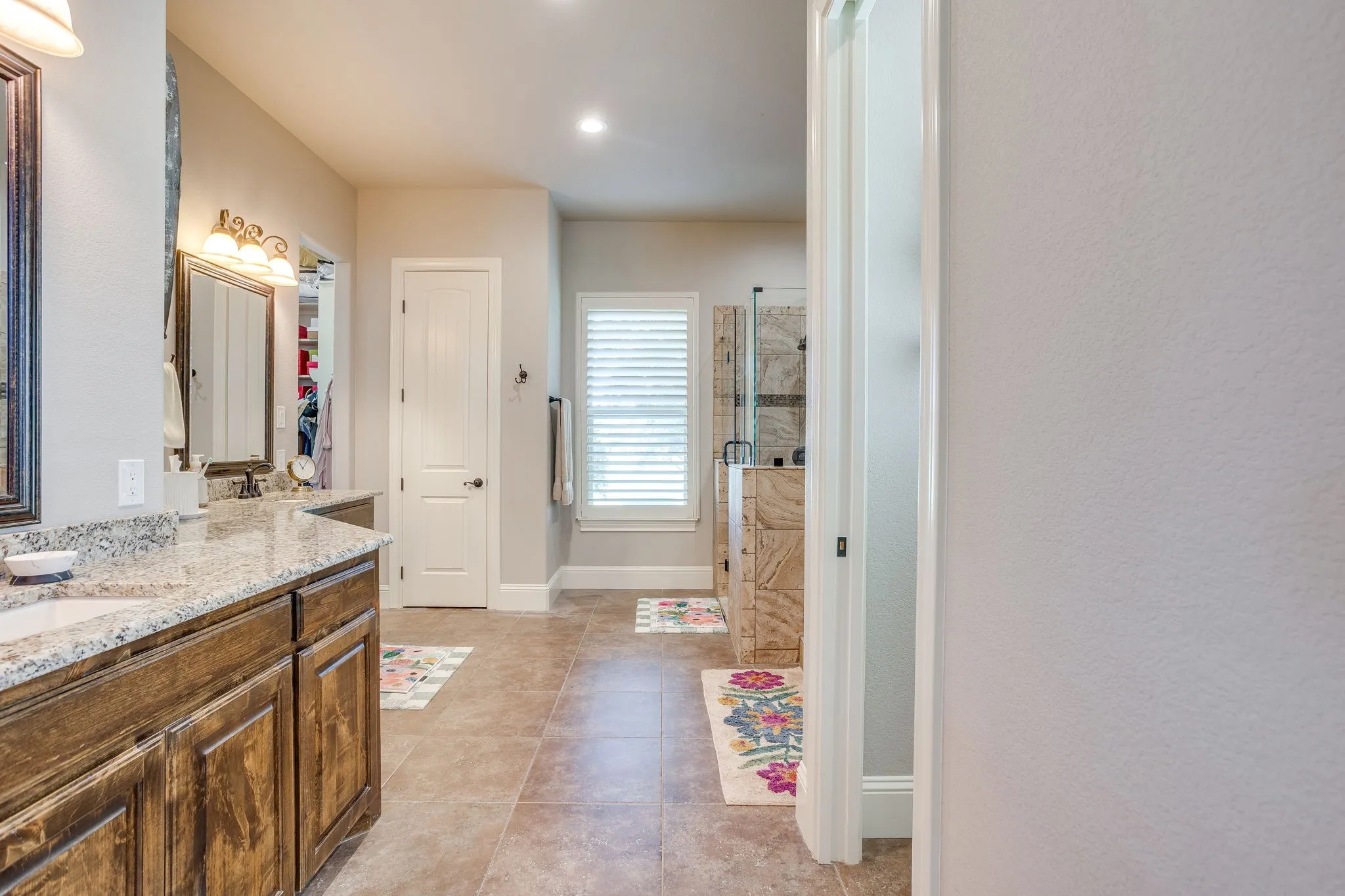 Single Family Residence For Sale in Johnson County , 1308 County Road 705, Joshua, Texas 76058, 2 Bedroom, 3 Bathroom, 2 Garage spaces, 2,539 Sqft, built in 2017, mls#21344239, Real Estate Agent in Joshua, Homes For Sale in Johnson county, Homes For Sale in Joshua, Realtor in Joshua Texas, Real Estate Brokerage Independent Realty Texas, Luminita Cordes Realtor