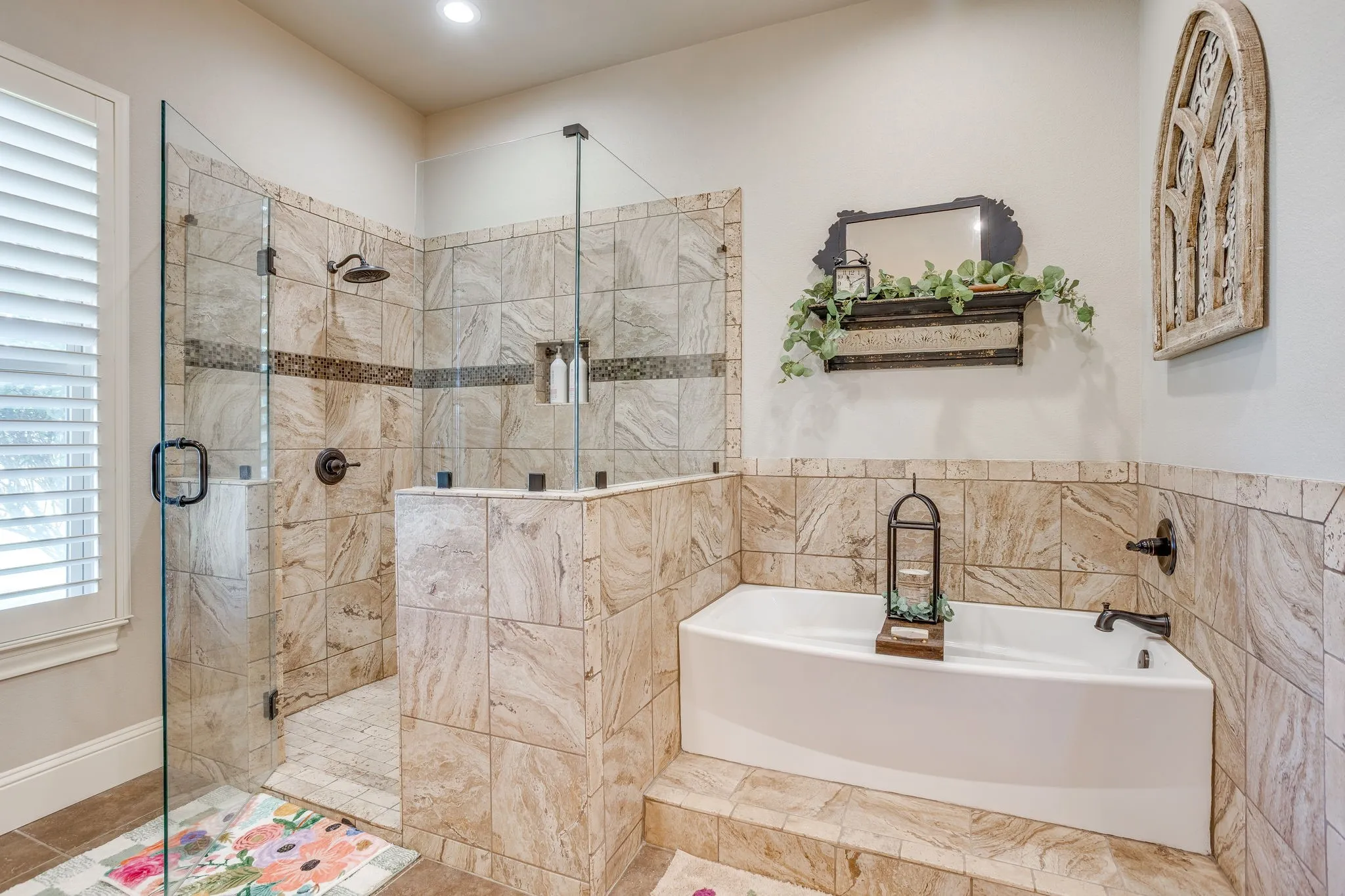Single Family Residence For Sale in Johnson County , 1308 County Road 705, Joshua, Texas 76058, 2 Bedroom, 3 Bathroom, 2 Garage spaces, 2,539 Sqft, built in 2017, mls#21344239, Real Estate Agent in Joshua, Homes For Sale in Johnson county, Homes For Sale in Joshua, Realtor in Joshua Texas, Real Estate Brokerage Independent Realty Texas, Luminita Cordes Realtor