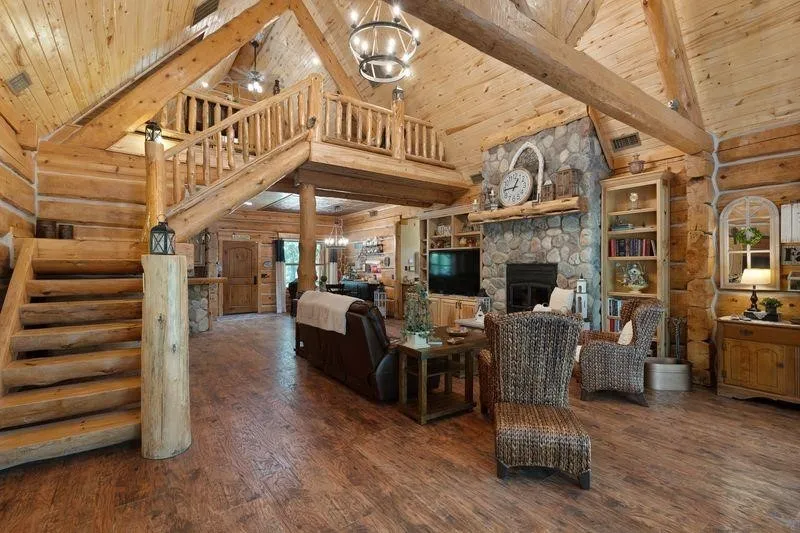 Single Family Residence For Sale in Upshur County , 2226 Holly Road, Gilmer, Texas 75644, 5 Bedrooms, 2 Bathrooms, 2 Garage spaces, 3,384 Sqft, built in 2015, Price $759,000, mls#21344249, Real Estate Agent in Gilmer, Homes For Sale in Upshur county, Homes For Sale in Gilmer, Realtor in Gilmer Texas, Real Estate Brokerage Independent Realty Texas, Luminita Cordes Realtor