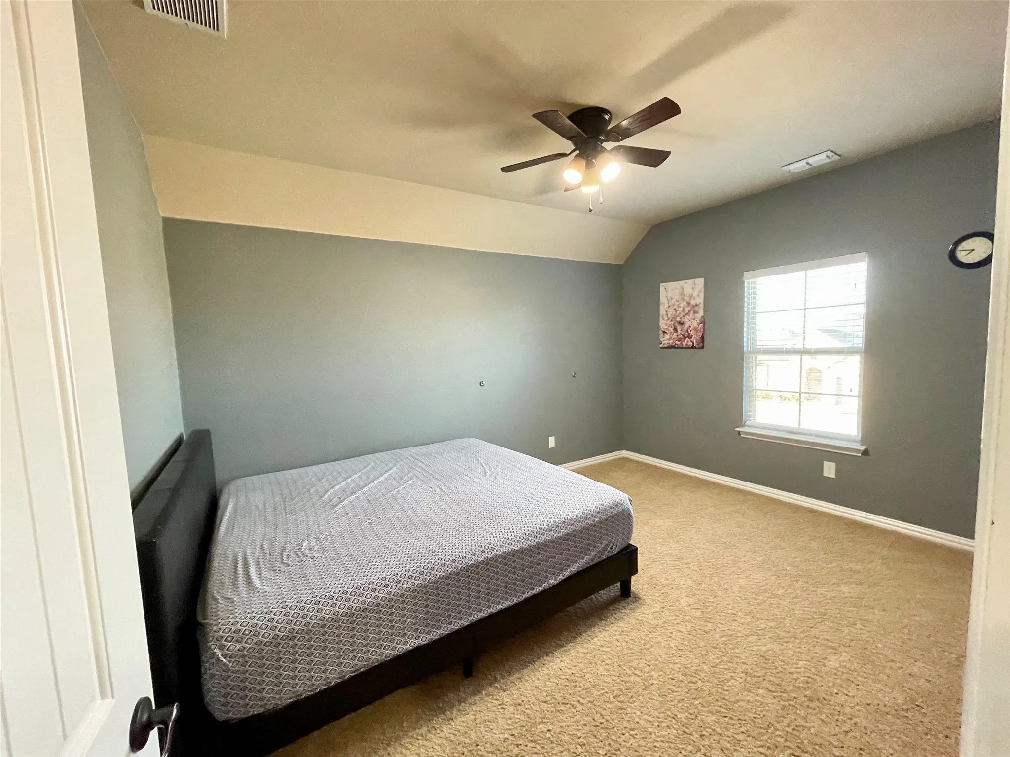 Single Family Residence For Rent in Denton County , 2680 Costa Mesa Drive, Little Elm, Texas 75068, 4 Bedroom, 4 Bathroom, 2 Garage spaces, 3,378 Sqft, built in 2014, mls#21343579, Real Estate Agent in Little Elm, Homes For Rent in Denton county, Homes For Rent in Little Elm, Realtor in Little Elm Texas, Real Estate Brokerage Independent Realty Texas, Luminita Cordes Realtor