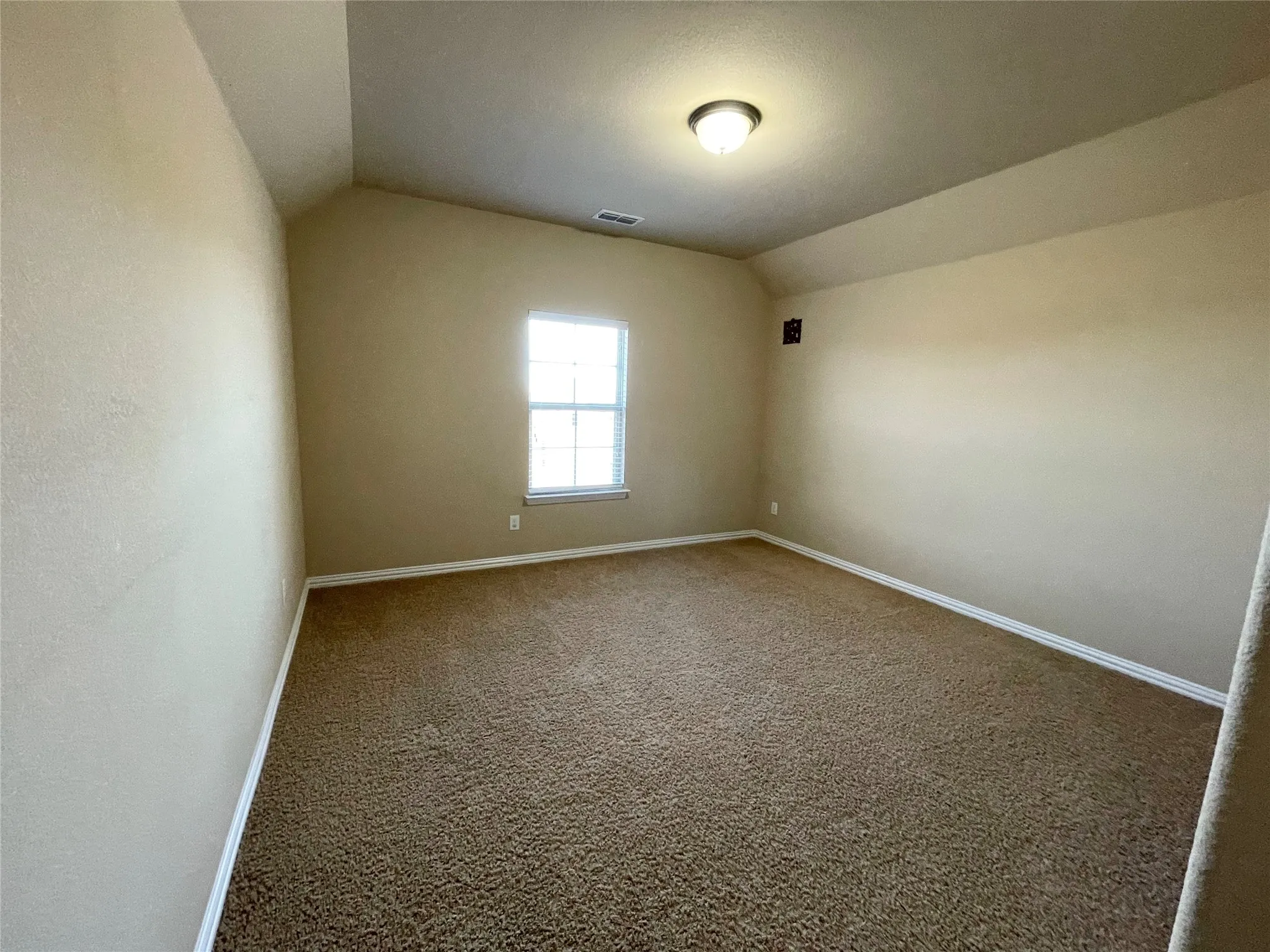 Single Family Residence For Rent in Denton County , 2680 Costa Mesa Drive, Little Elm, Texas 75068, 4 Bedroom, 4 Bathroom, 2 Garage spaces, 3,378 Sqft, built in 2014, mls#21343579, Real Estate Agent in Little Elm, Homes For Rent in Denton county, Homes For Rent in Little Elm, Realtor in Little Elm Texas, Real Estate Brokerage Independent Realty Texas, Luminita Cordes Realtor