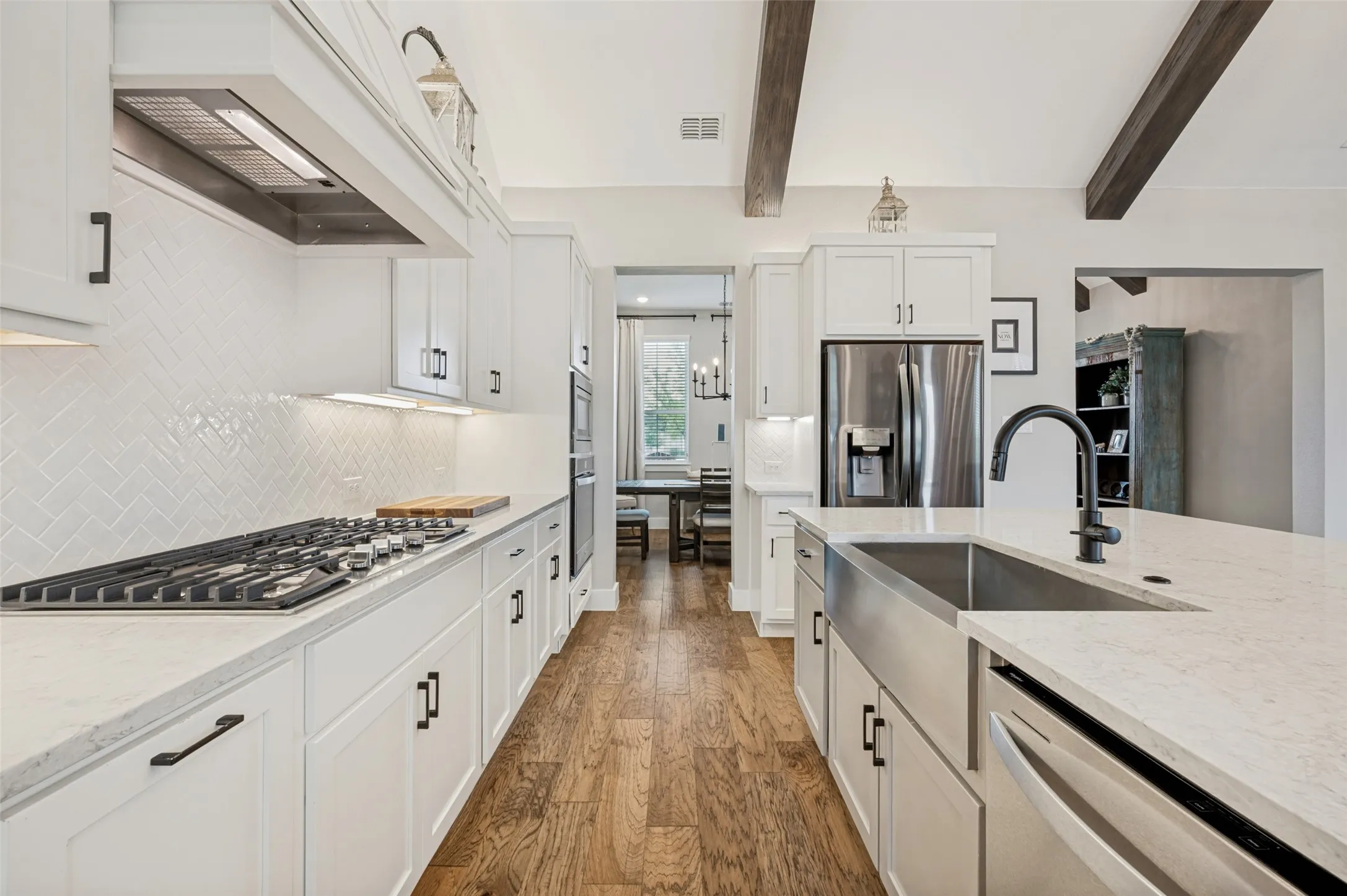 Single Family Residence For Sale in Grayson County , 43 Ohanlon Drive, Van Alstyne, Texas 75495, 4 Bedroom, 3 Bathroom, 3 Garage spaces, 2,782 Sqft, built in 2021, mls#21342007, Real Estate Agent in Van Alstyne, Homes For Sale in Grayson county, Homes For Sale in Van Alstyne, Realtor in Van Alstyne Texas, Real Estate Brokerage Independent Realty Texas, Luminita Cordes Realtor