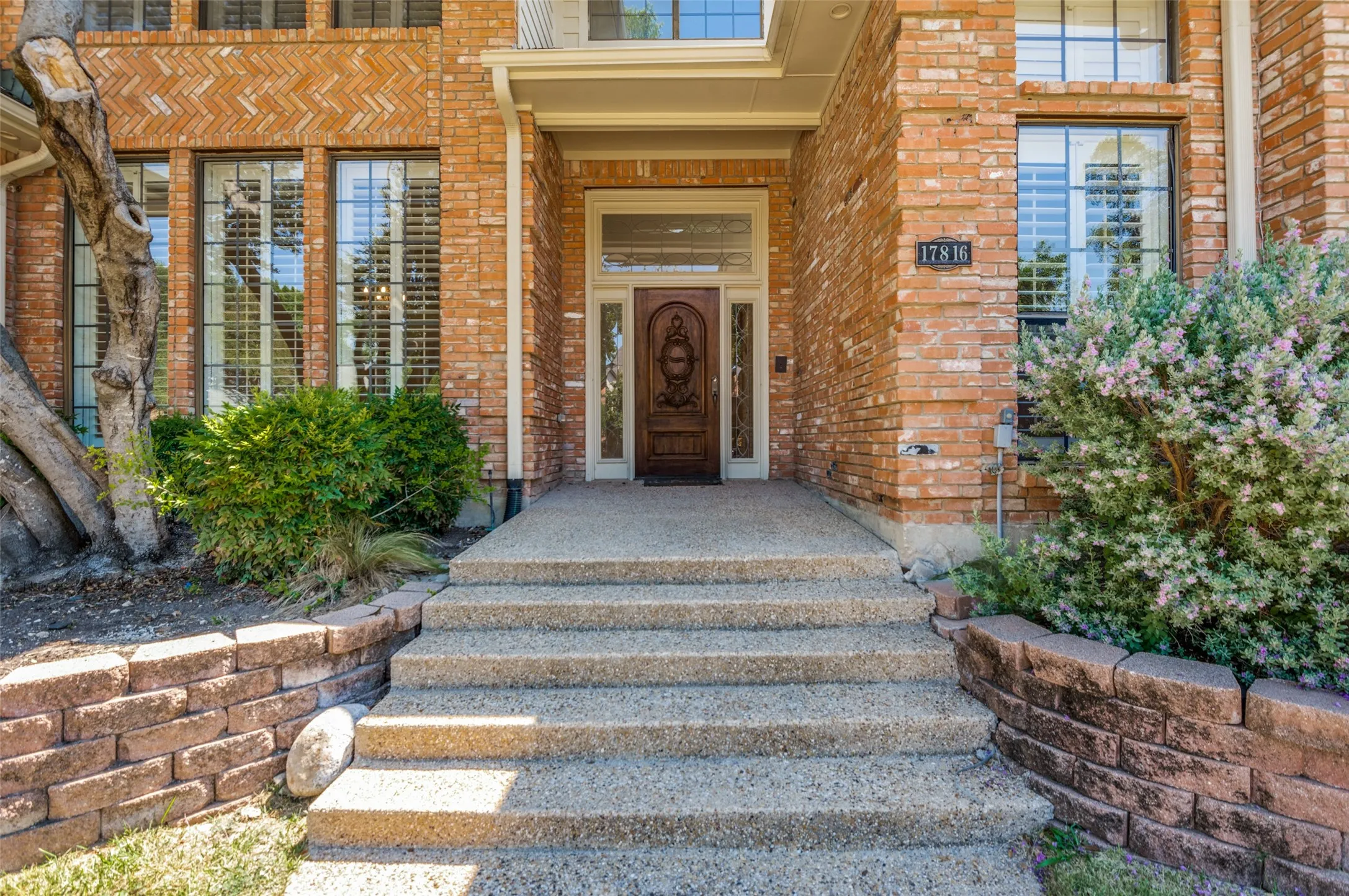 Single Family Residence For Sale in Collin County , 17816 Cedar Creek Canyon Drive, Dallas, Texas 75252, 5 Bedroom, 4 Bathroom, 3 Garage spaces, 4,045 Sqft, built in 1983, mls#21344167, Real Estate Agent in Dallas, Homes For Sale in Collin county, Homes For Sale in Dallas, Realtor in Dallas Texas, Real Estate Brokerage Independent Realty Texas, Luminita Cordes Realtor