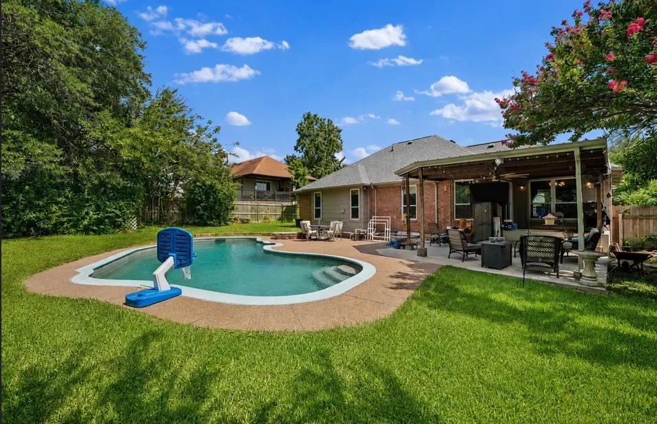 Single Family Residence For Sale in Tarrant County , 6705 Fair Oaks Drive, North Richland Hills, Texas 76182, 4 Bedroom, 2 Bathroom, 2 Garage spaces, 2,831 Sqft, built in 1985, Price $440,000, mls#21344272, Real Estate Agent in North Richland Hills, Homes For Sale in Tarrant county, Homes For Sale in North Richland Hills, Realtor in North Richland Hills Texas, Real Estate Brokerage Independent Realty Texas, Luminita Cordes Realtor