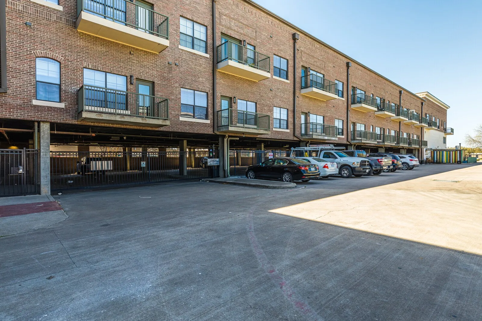 Condominium For Sale in Mc Lennan County , 330 Austin Avenue 216, Waco, Texas 76701, 1 Bedroom, 1 Bathroom, Garage spaces, 580 Sqft, built in 2008, Price $295,000, mls#21343081, Real Estate Agent in Waco, Homes For Sale in Mc Lennan county, Homes For Sale in Waco, Realtor in Waco Texas, Real Estate Brokerage Independent Realty Texas, Luminita Cordes Realtor