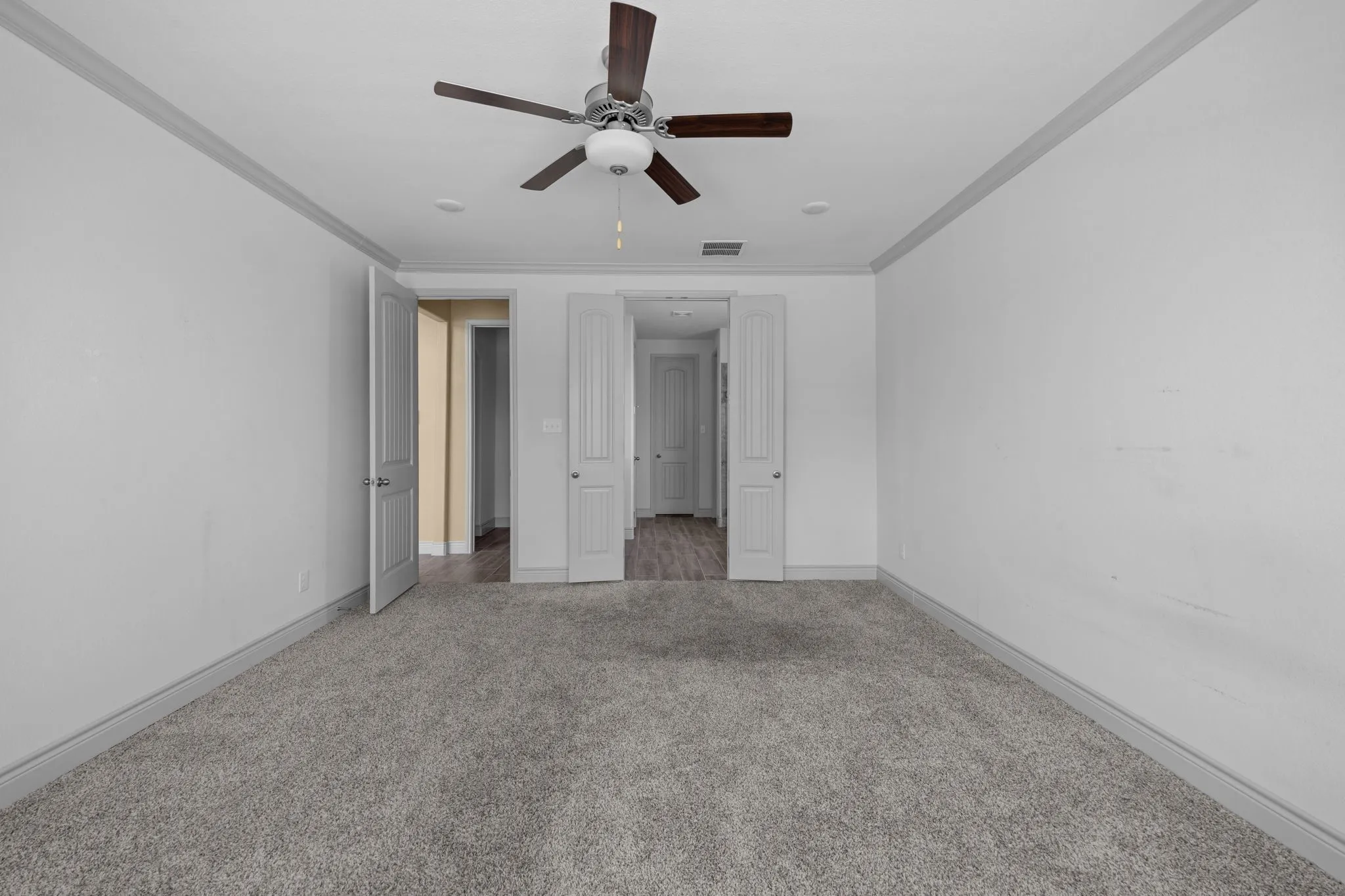 Single Family Residence For Sale in Bell County , 7601 Silver Drive, Killeen, Texas 76542, 4 Bedroom, 4 Bathroom, 2 Garage spaces, 3,115 Sqft, built in 2022, mls#21341768, Real Estate Agent in Killeen, Homes For Sale in Bell county, Homes For Sale in Killeen, Realtor in Killeen Texas, Real Estate Brokerage Independent Realty Texas, Luminita Cordes Realtor