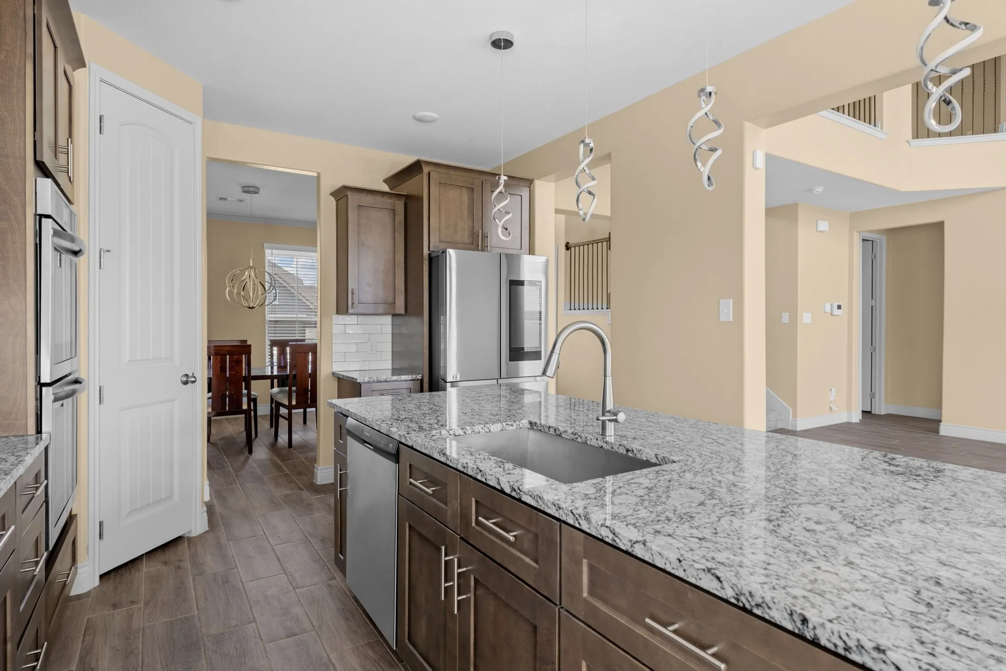 Single Family Residence For Sale in Bell County , 7601 Silver Drive, Killeen, Texas 76542, 4 Bedroom, 4 Bathroom, 2 Garage spaces, 3,115 Sqft, built in 2022, mls#21341768, Real Estate Agent in Killeen, Homes For Sale in Bell county, Homes For Sale in Killeen, Realtor in Killeen Texas, Real Estate Brokerage Independent Realty Texas, Luminita Cordes Realtor
