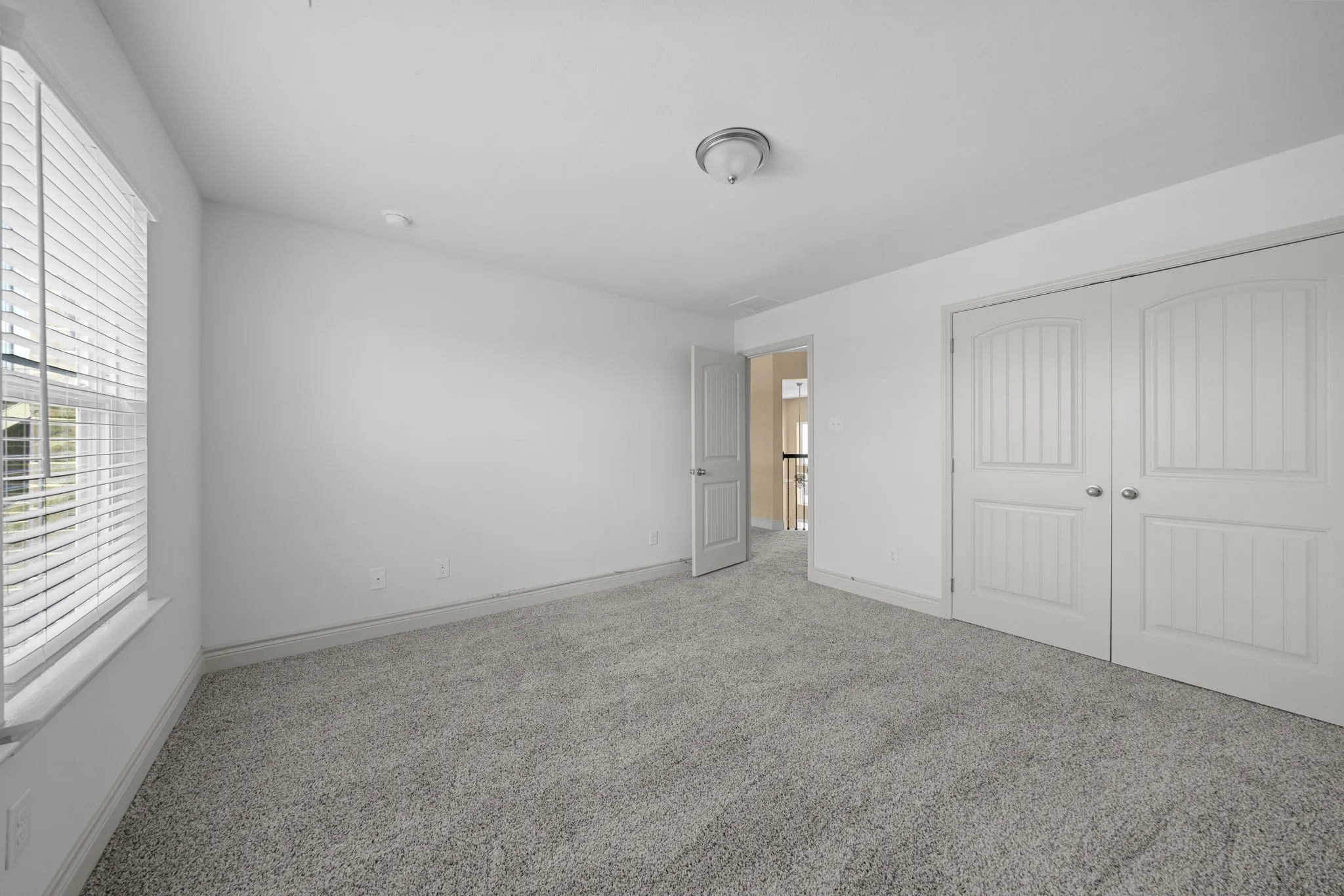 Single Family Residence For Sale in Bell County , 7601 Silver Drive, Killeen, Texas 76542, 4 Bedroom, 4 Bathroom, 2 Garage spaces, 3,115 Sqft, built in 2022, mls#21341768, Real Estate Agent in Killeen, Homes For Sale in Bell county, Homes For Sale in Killeen, Realtor in Killeen Texas, Real Estate Brokerage Independent Realty Texas, Luminita Cordes Realtor