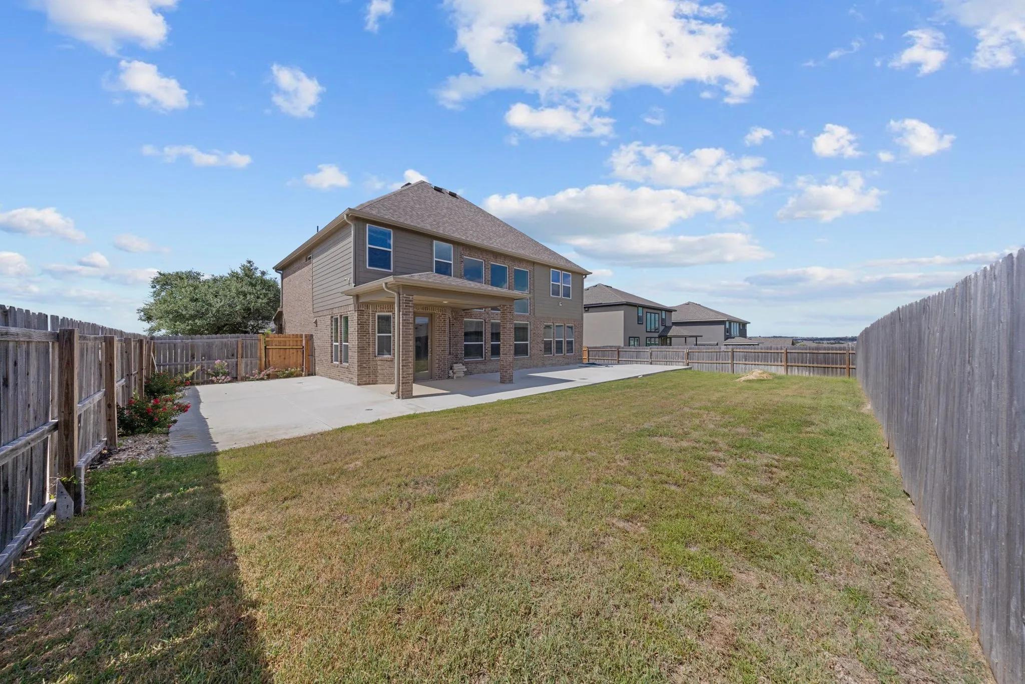 Single Family Residence For Sale in Bell County , 7601 Silver Drive, Killeen, Texas 76542, 4 Bedroom, 4 Bathroom, 2 Garage spaces, 3,115 Sqft, built in 2022, mls#21341768, Real Estate Agent in Killeen, Homes For Sale in Bell county, Homes For Sale in Killeen, Realtor in Killeen Texas, Real Estate Brokerage Independent Realty Texas, Luminita Cordes Realtor