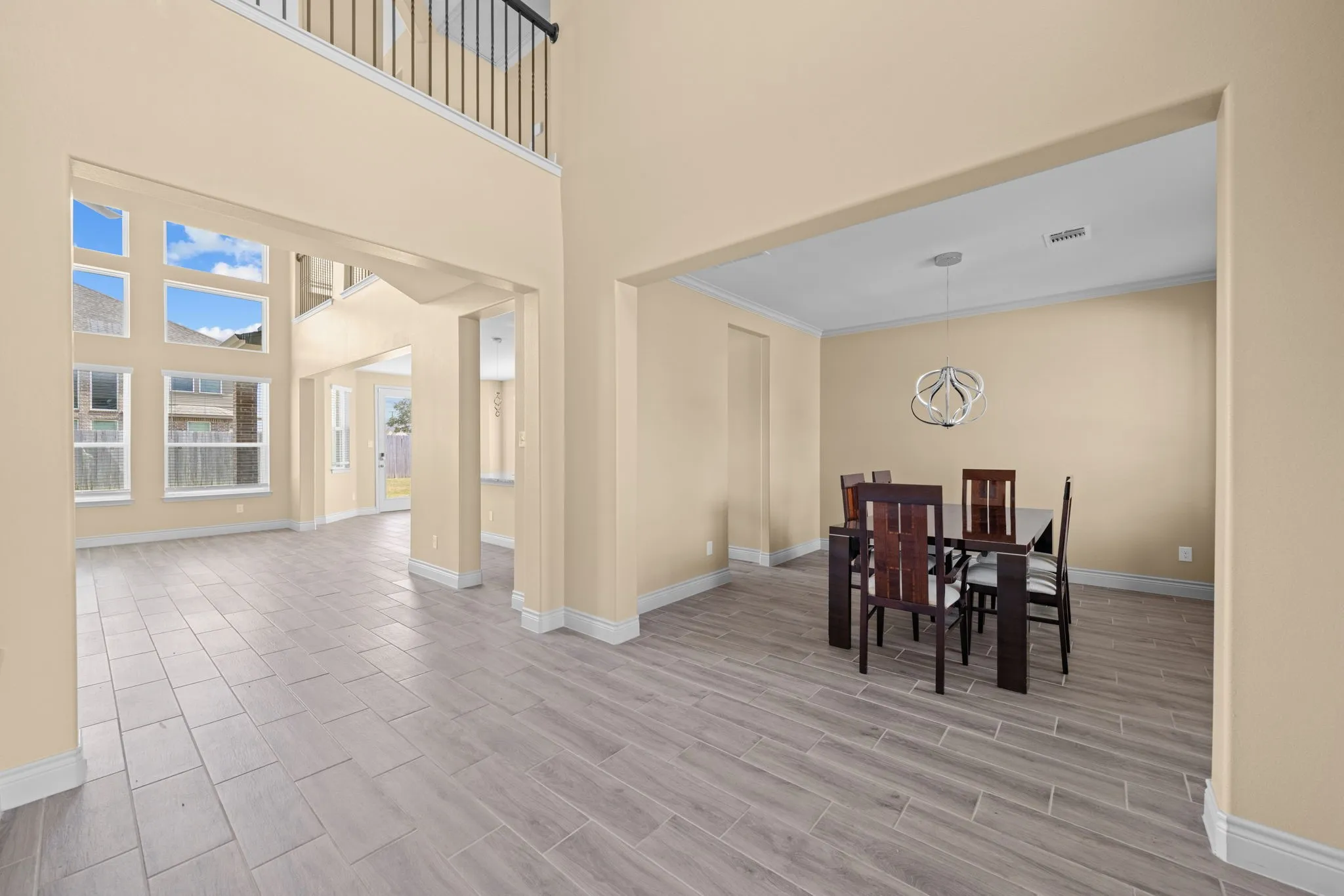Single Family Residence For Sale in Bell County , 7601 Silver Drive, Killeen, Texas 76542, 4 Bedroom, 4 Bathroom, 2 Garage spaces, 3,115 Sqft, built in 2022, mls#21341768, Real Estate Agent in Killeen, Homes For Sale in Bell county, Homes For Sale in Killeen, Realtor in Killeen Texas, Real Estate Brokerage Independent Realty Texas, Luminita Cordes Realtor