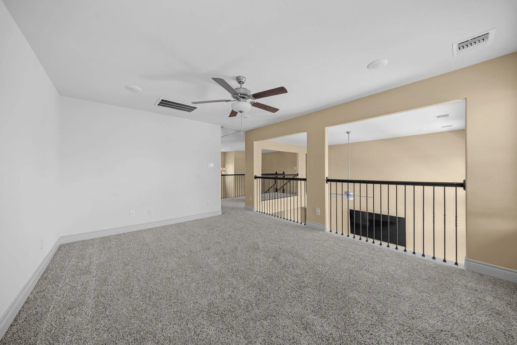 Single Family Residence For Sale in Bell County , 7601 Silver Drive, Killeen, Texas 76542, 4 Bedroom, 4 Bathroom, 2 Garage spaces, 3,115 Sqft, built in 2022, mls#21341768, Real Estate Agent in Killeen, Homes For Sale in Bell county, Homes For Sale in Killeen, Realtor in Killeen Texas, Real Estate Brokerage Independent Realty Texas, Luminita Cordes Realtor