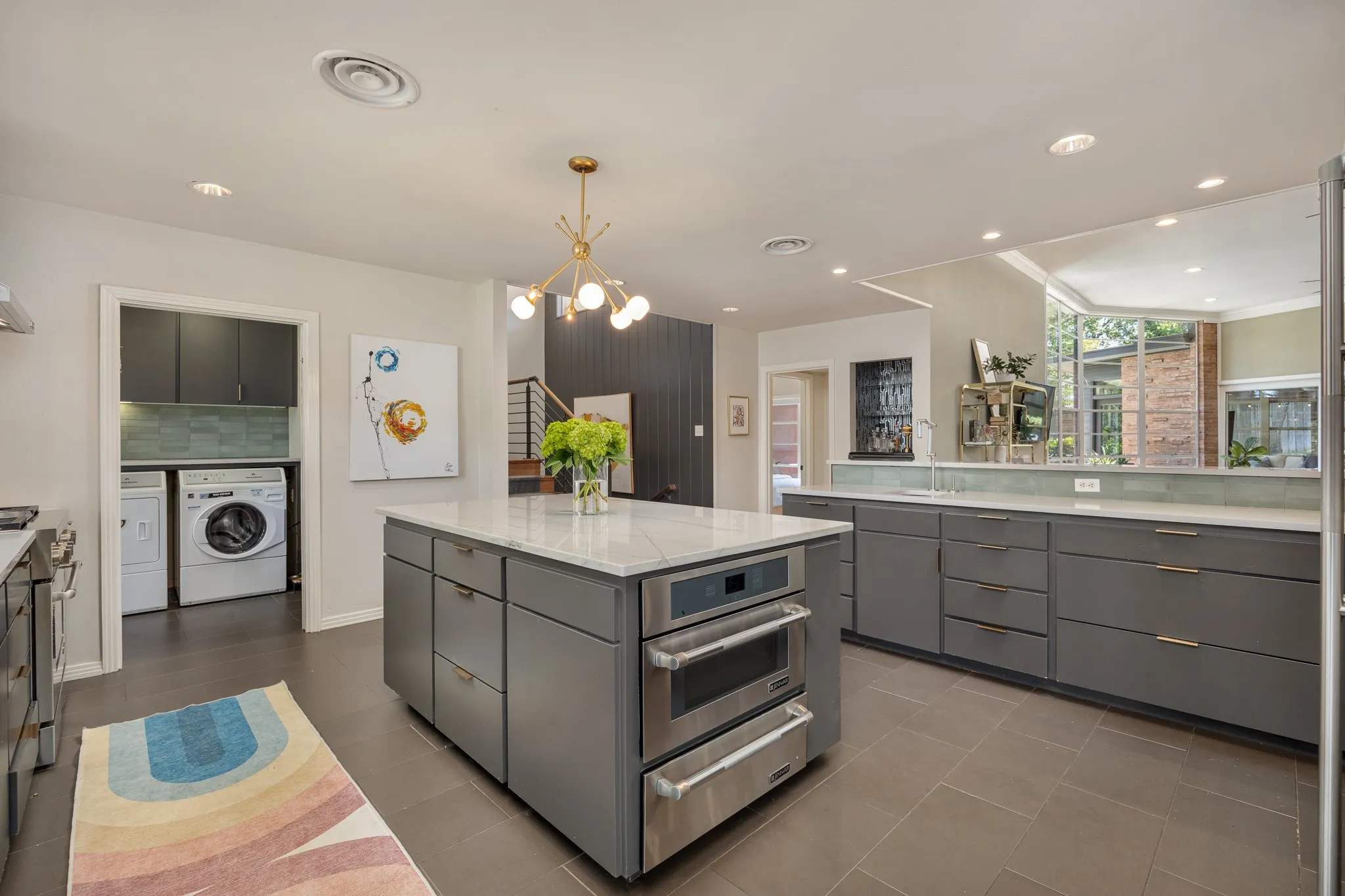 Single Family Residence For Sale in Smith County , 2806 S Keaton Avenue, Tyler, Texas 75701, 5 Bedrooms, 5 Bathrooms, Garage spaces, 4,500 Sqft, built in 1949, Price $1,198,000, mls#21344277, Real Estate Agent in Tyler, Homes For Sale in Smith county, Homes For Sale in Tyler, Realtor in Tyler Texas, Real Estate Brokerage Independent Realty Texas, Luminita Cordes Realtor