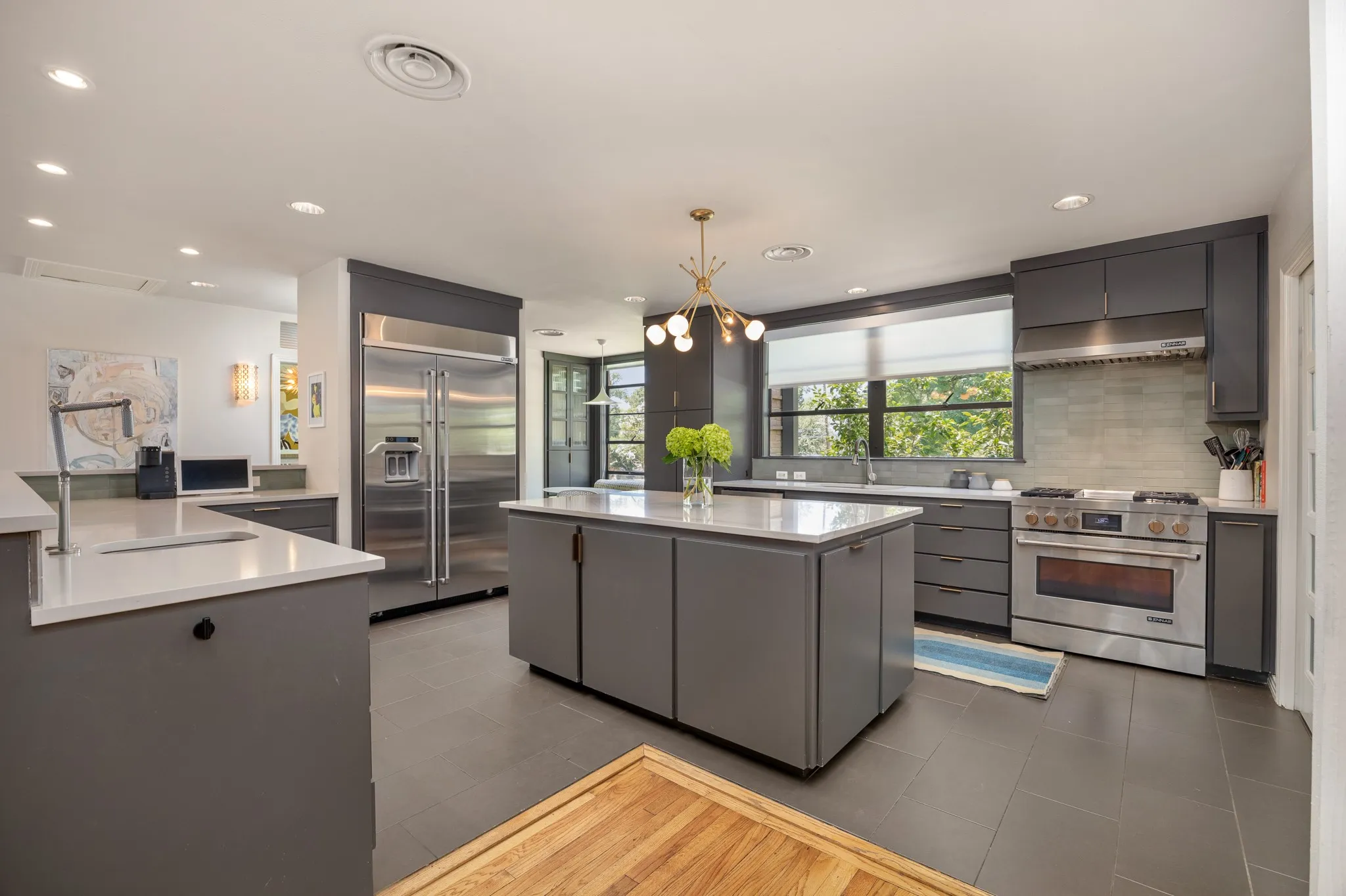 Single Family Residence For Sale in Smith County , 2806 S Keaton Avenue, Tyler, Texas 75701, 5 Bedrooms, 5 Bathrooms, Garage spaces, 4,500 Sqft, built in 1949, Price $1,198,000, mls#21344277, Real Estate Agent in Tyler, Homes For Sale in Smith county, Homes For Sale in Tyler, Realtor in Tyler Texas, Real Estate Brokerage Independent Realty Texas, Luminita Cordes Realtor