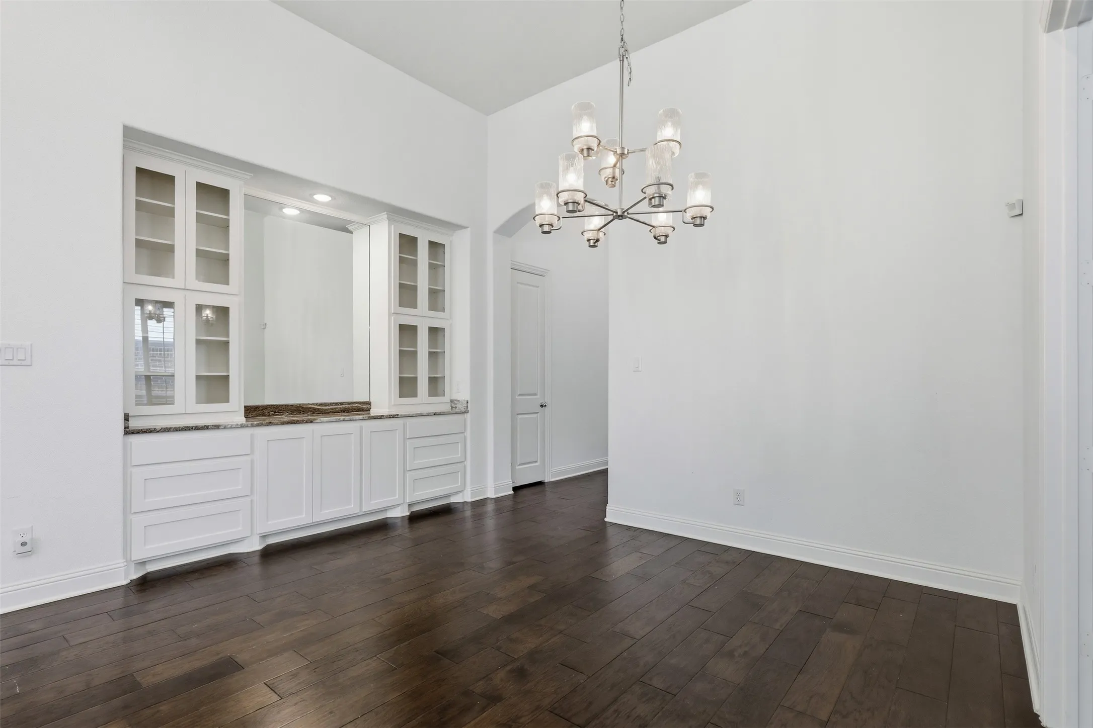 Single Family Residence For Sale in Tarrant County , 6028 Firefox Lane, Fort Worth, Texas 76123, 4 Bedroom, 3 Bathroom, 2 Garage spaces, 2,209 Sqft, built in 2020, mls#21343248, Real Estate Agent in Fort Worth, Homes For Sale in Tarrant county, Homes For Sale in Fort Worth, Realtor in Fort Worth Texas, Real Estate Brokerage Independent Realty Texas, Luminita Cordes Realtor
