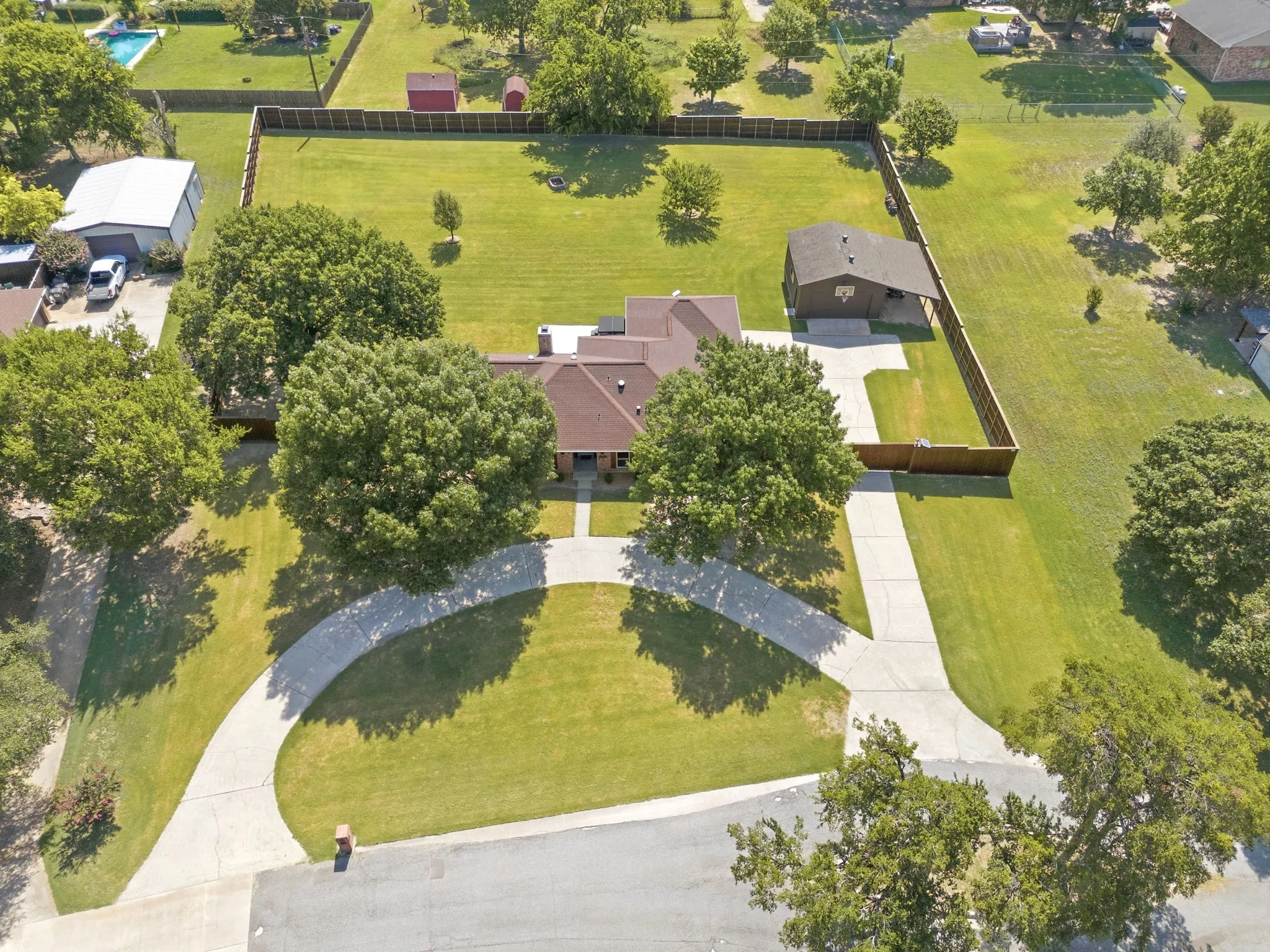 Single Family Residence For Sale in Collin County , 220 Dale Drive, New Hope, Texas 75071, 3 Bedroom, 2 Bathroom, 4 Garage spaces, 1,853 Sqft, built in 1984, mls#21344283, Real Estate Agent in New Hope, Homes For Sale in Collin county, Homes For Sale in New Hope, Realtor in New Hope Texas, Real Estate Brokerage Independent Realty Texas, Luminita Cordes Realtor